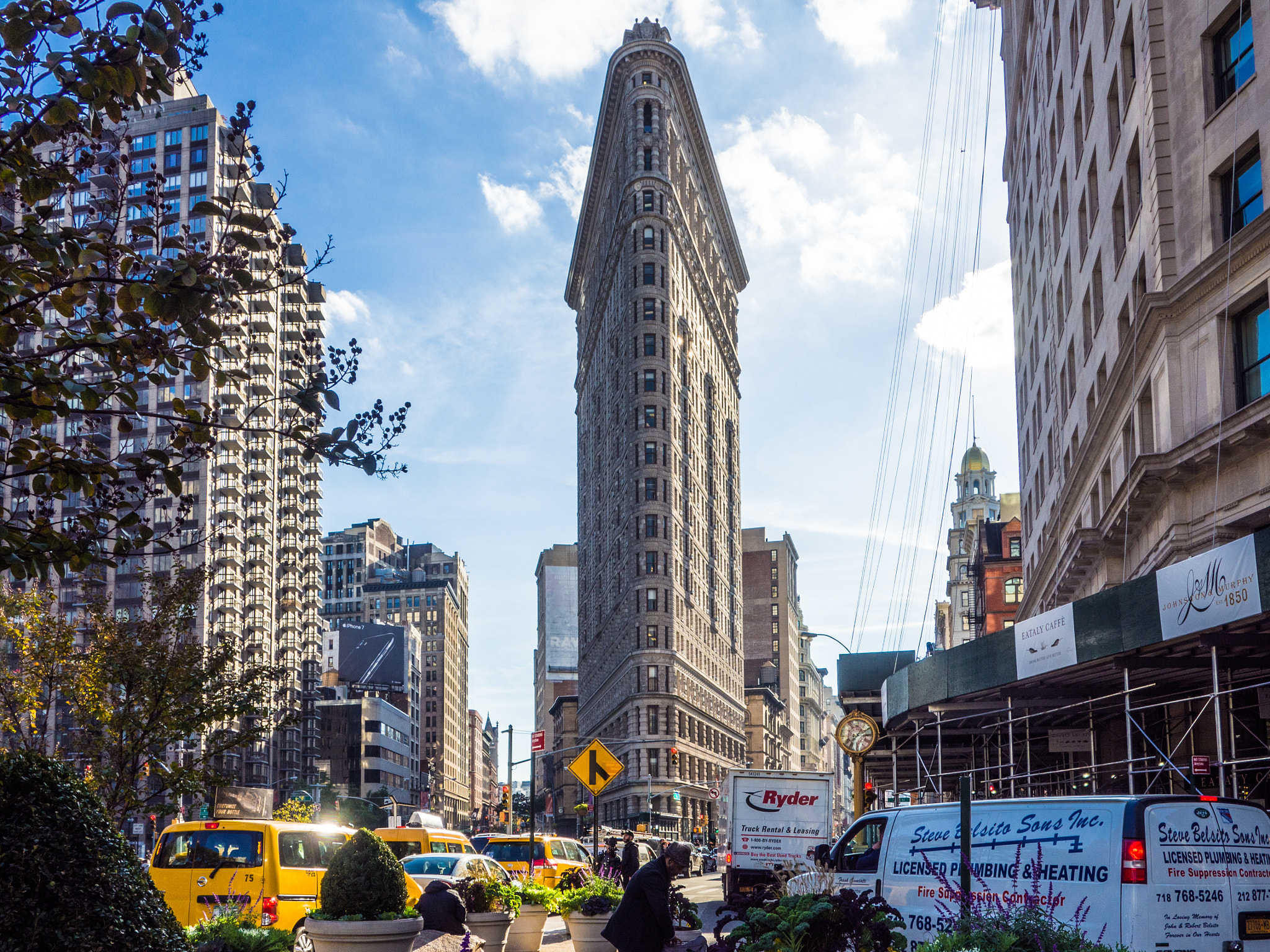 Olympus OM-D E-M10 sample photo. Flatiron building - new york photography