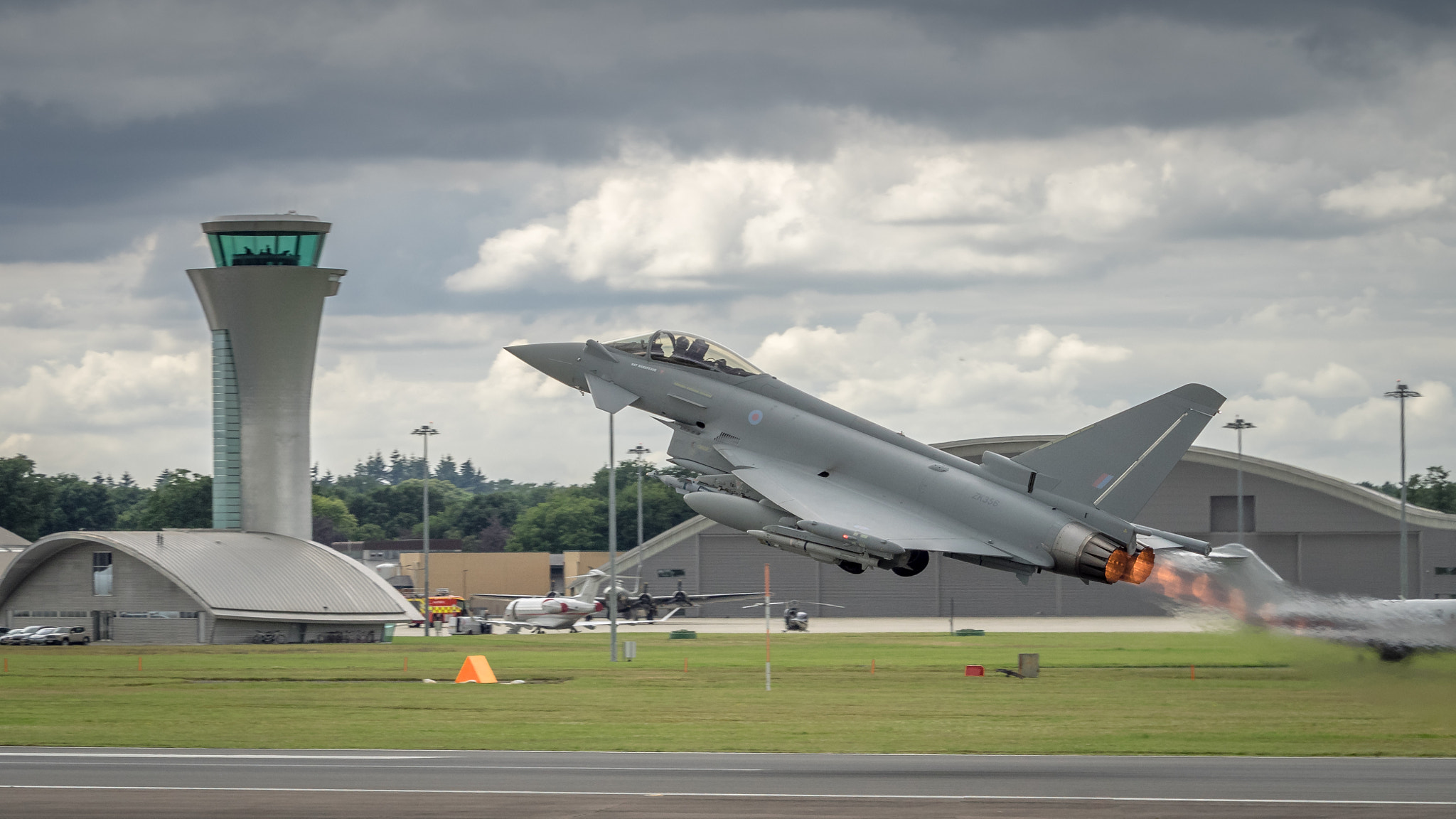 Olympus OM-D E-M1 + Olympus M.Zuiko Digital ED 40-150mm F2.8 Pro sample photo. Raf typhoon photography