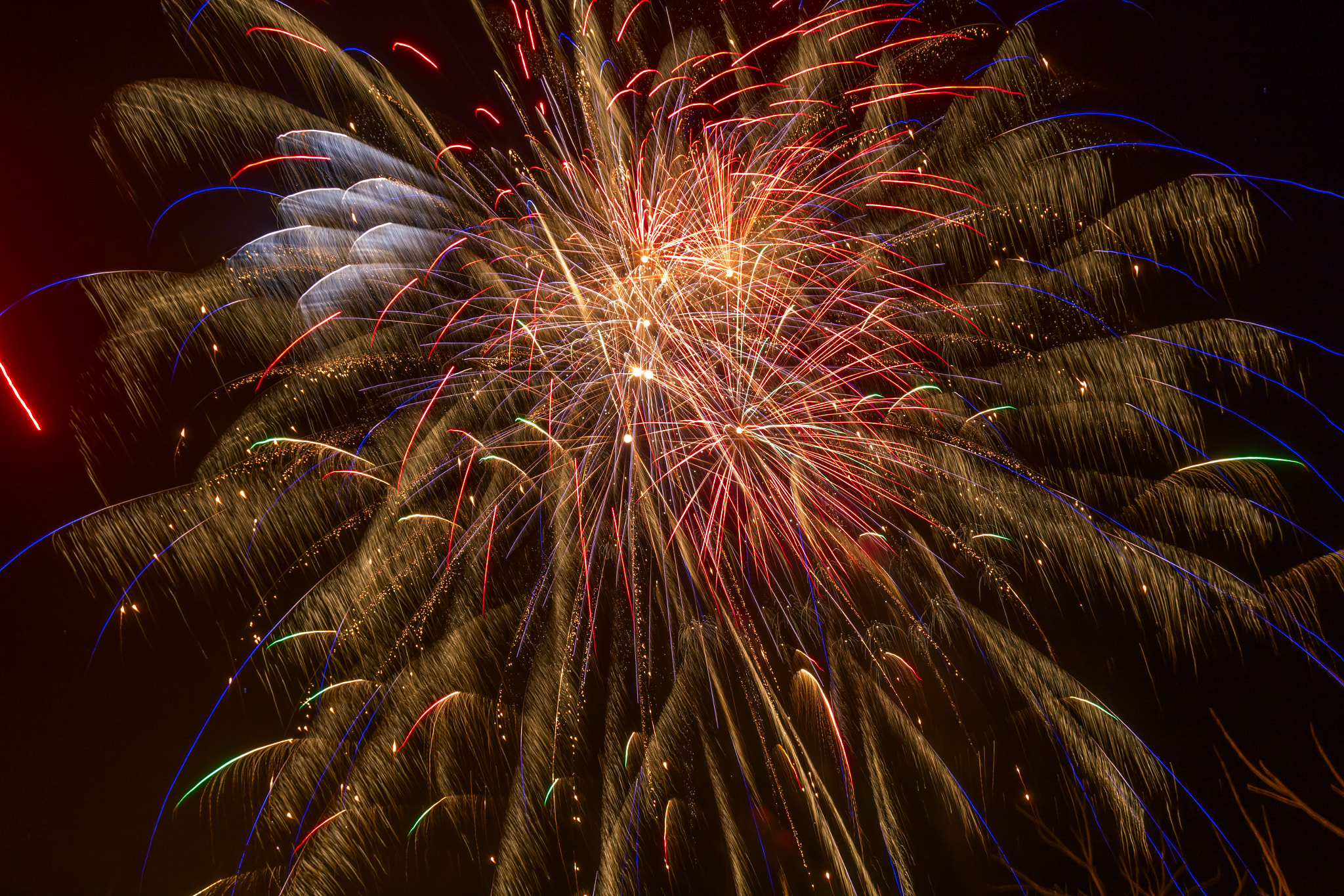 Canon EOS 60D sample photo. Happy new year photography