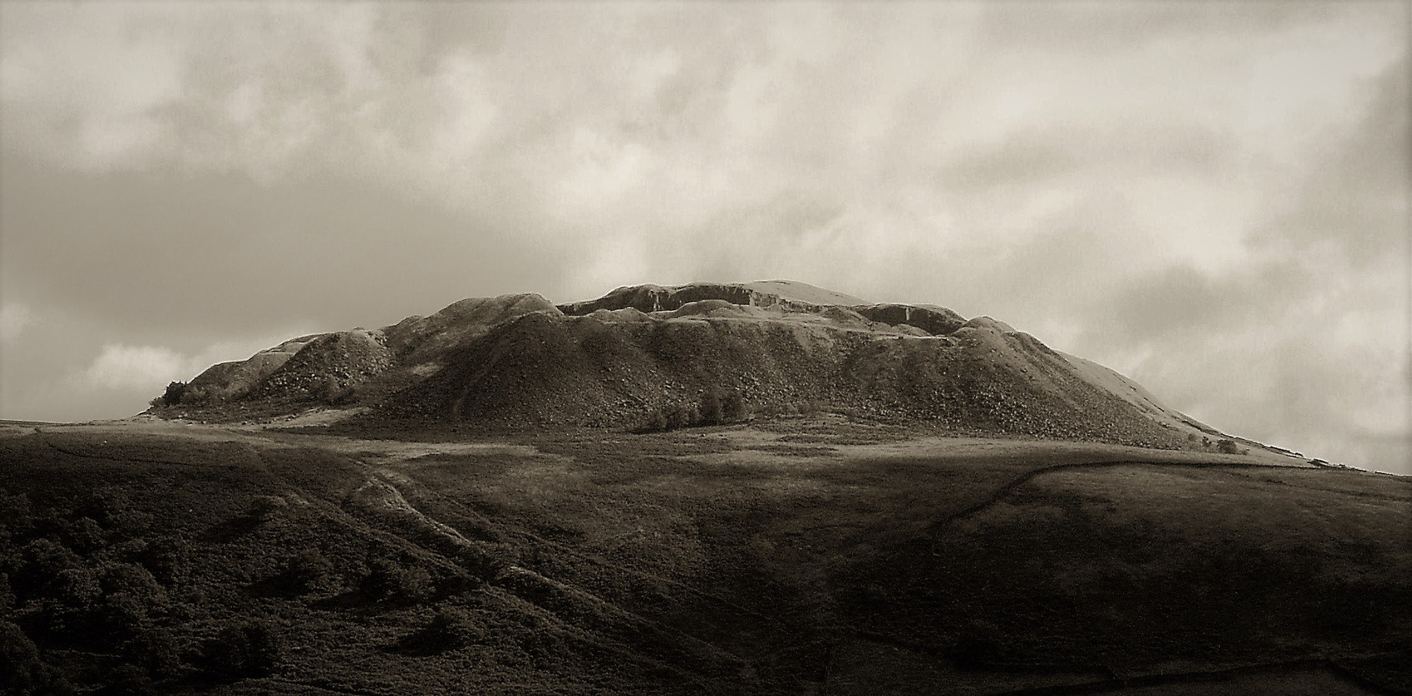 Vivitar ViviCam 5388 sample photo. Crowden photography