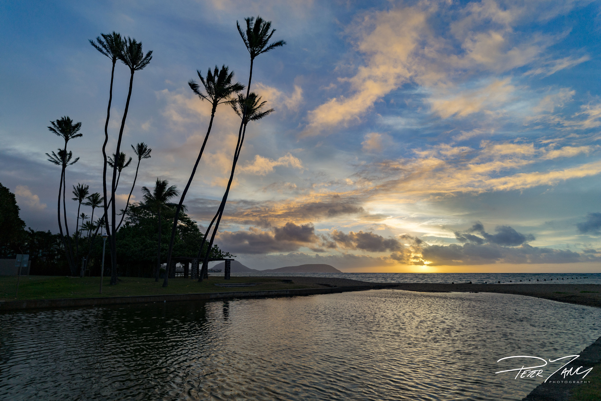 Sony a7 II + ZEISS Batis 18mm F2.8 sample photo. Kahala paradice photography