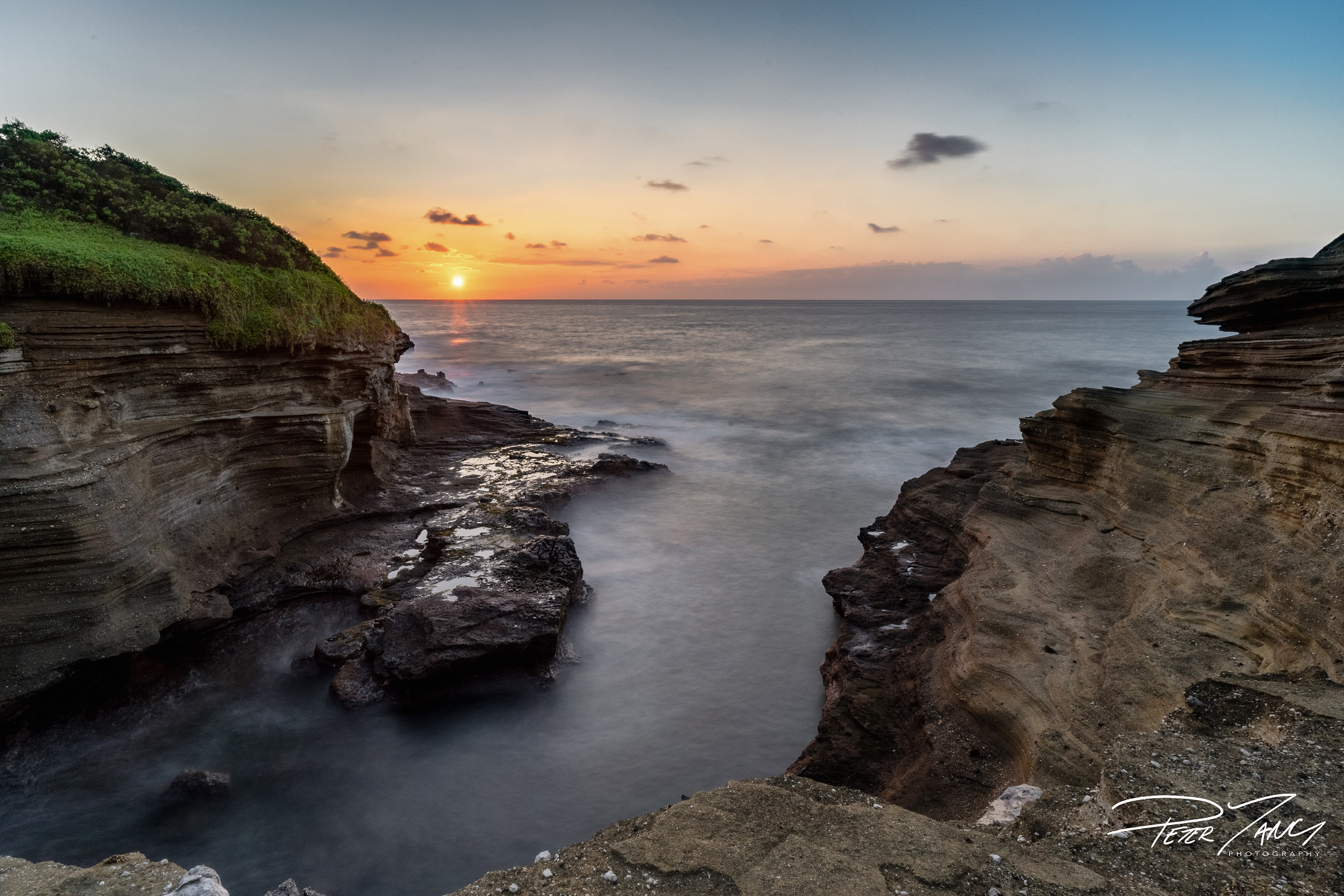 Sony a7 II + ZEISS Batis 18mm F2.8 sample photo. Good morning lanai photography