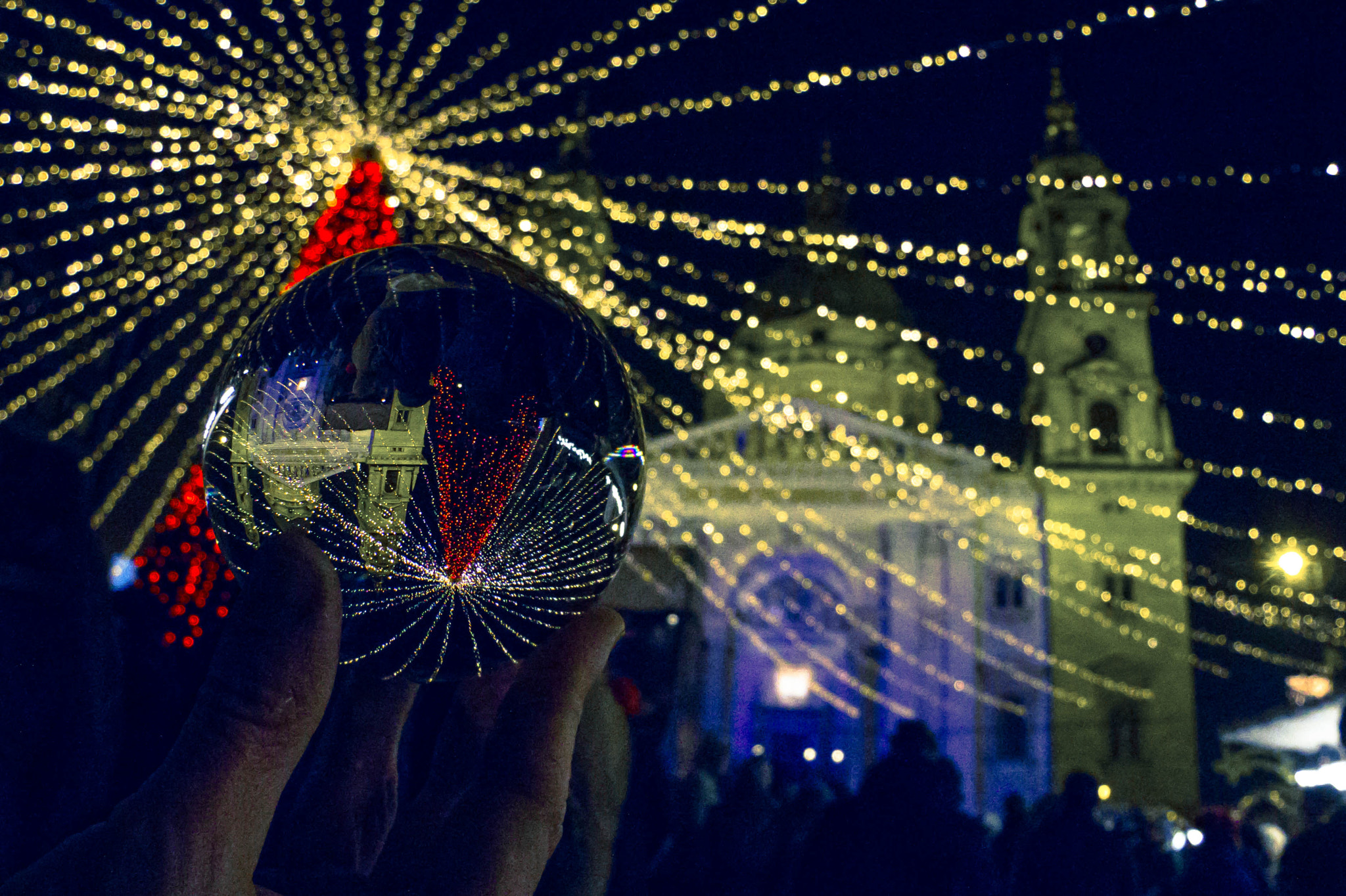 Pentax Q-S1 sample photo. Glass ball - budapest photography