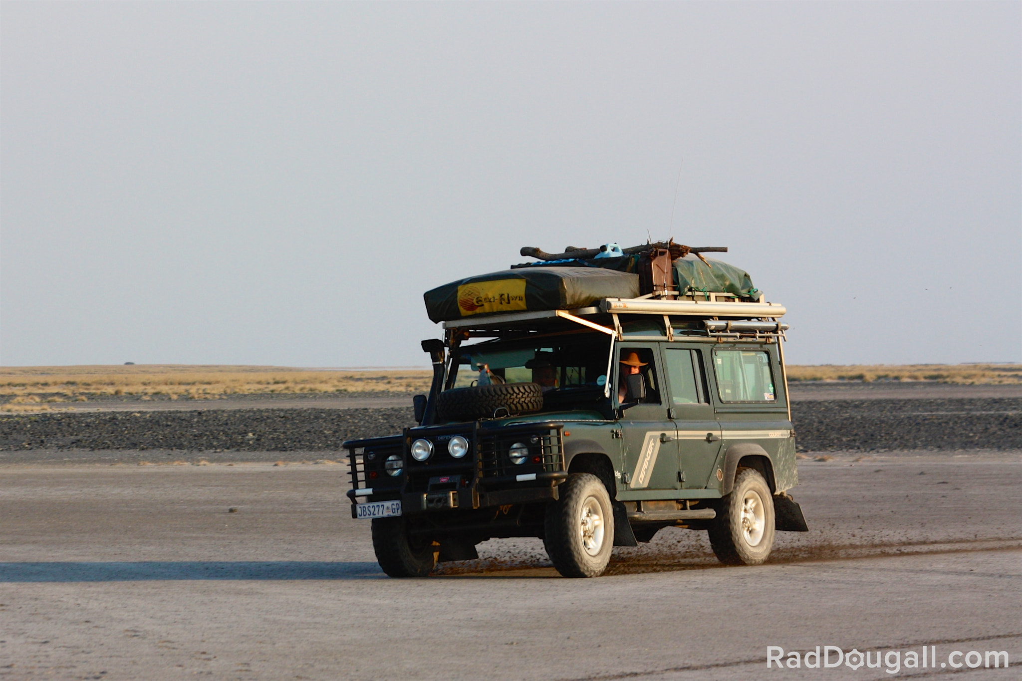 Canon EF 70-300mm F4-5.6 IS USM sample photo. Playing on the salt flats photography