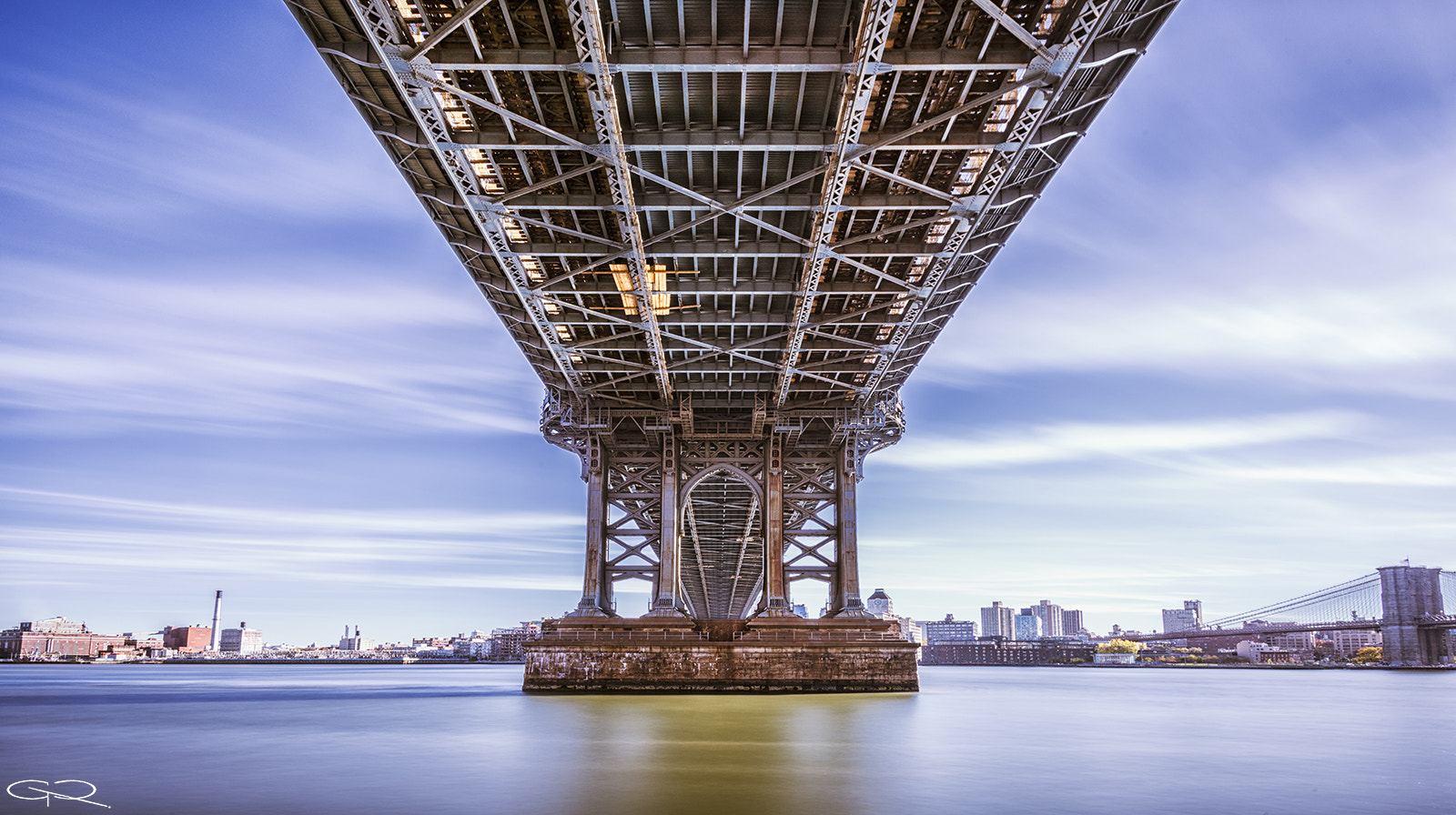 Nikon AF-S Nikkor 17-35mm F2.8D ED-IF sample photo. Manhattan bridge photography