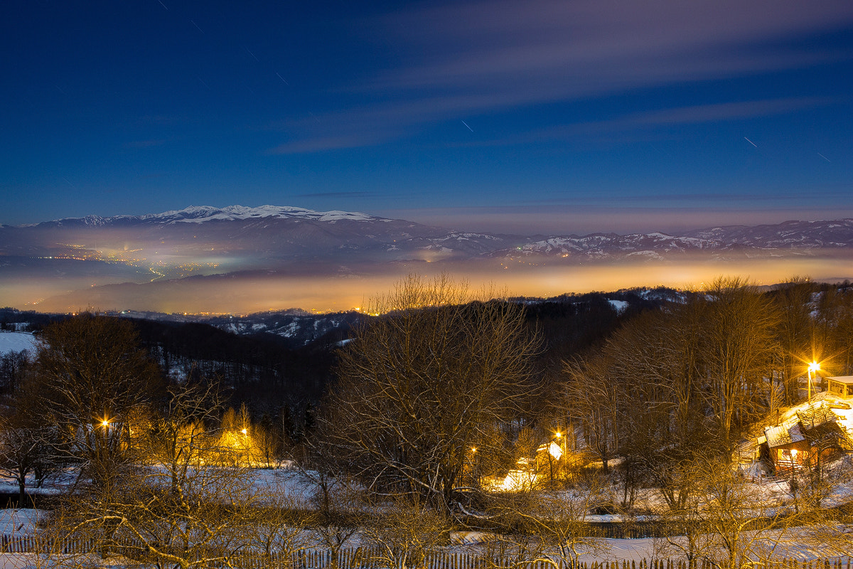 Canon EF-S 18-55mm F3.5-5.6 III sample photo. Jiu valley and retezat mountains by night photography