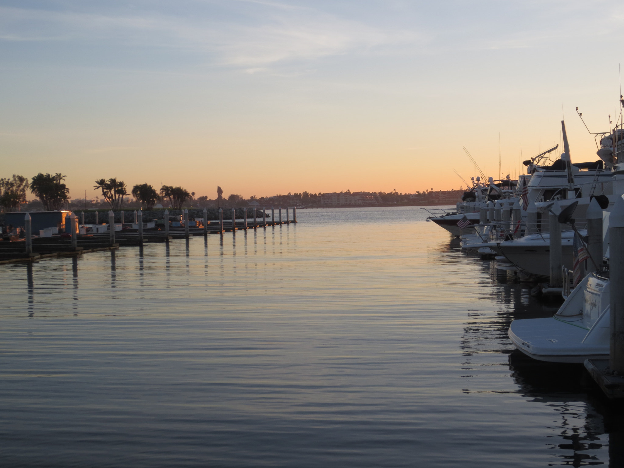 Canon POWERSHOT ELPH 320 HS sample photo. Marina sunset 2 photography