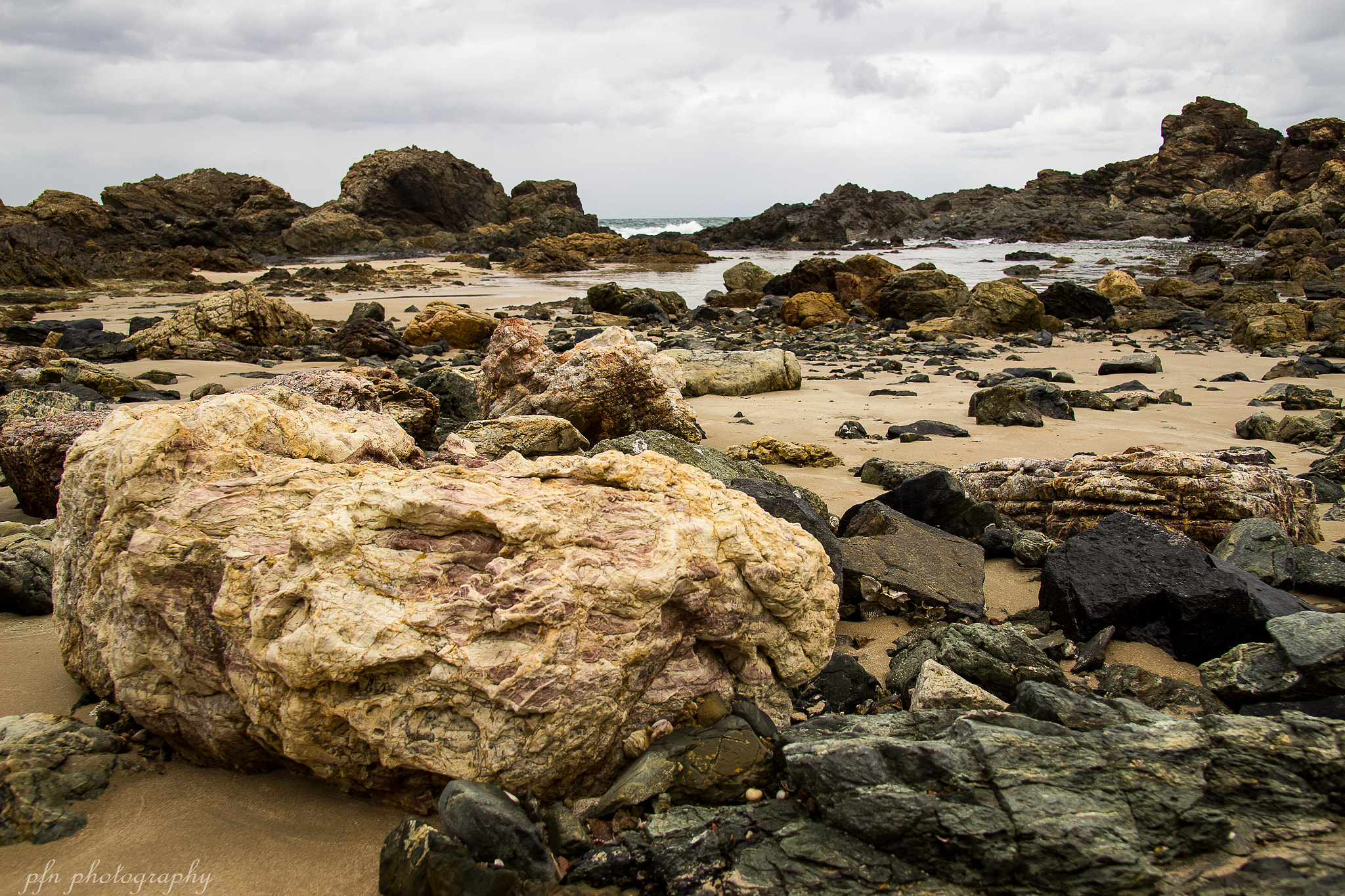 Canon EF-S 17-55mm F2.8 IS USM sample photo. Lighthouse port macquarie photography