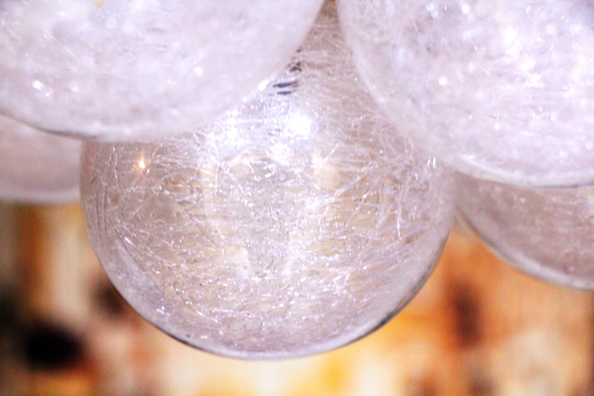 Canon EOS 1200D (EOS Rebel T5 / EOS Kiss X70 / EOS Hi) sample photo. Chandelier photography