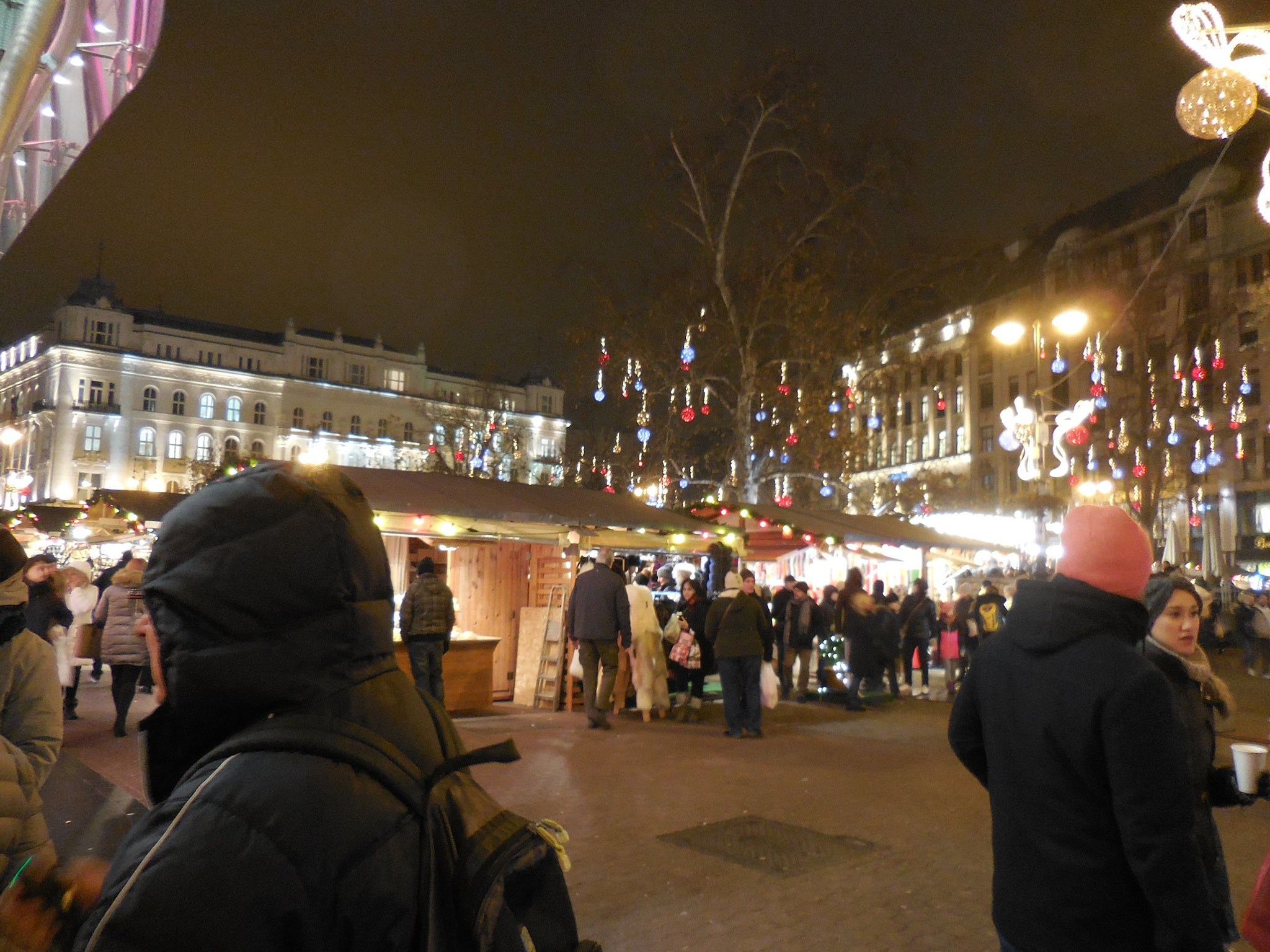 Nikon Coolpix S6800 sample photo. Budapest-christmas markt photography