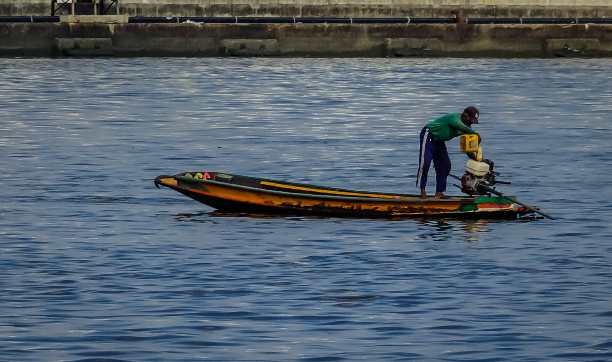 Sony E 18-200mm F3.5-6.3 OSS sample photo. Refuel photography