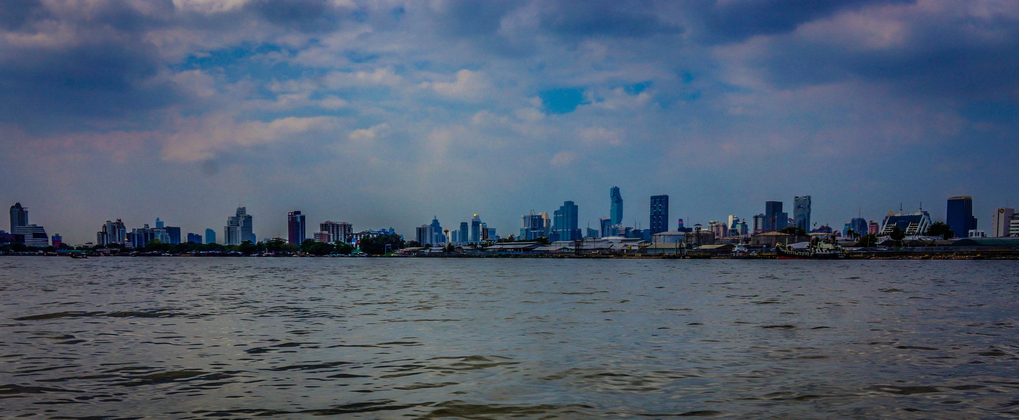 Sony E 18-200mm F3.5-6.3 OSS sample photo. Bangkok photography