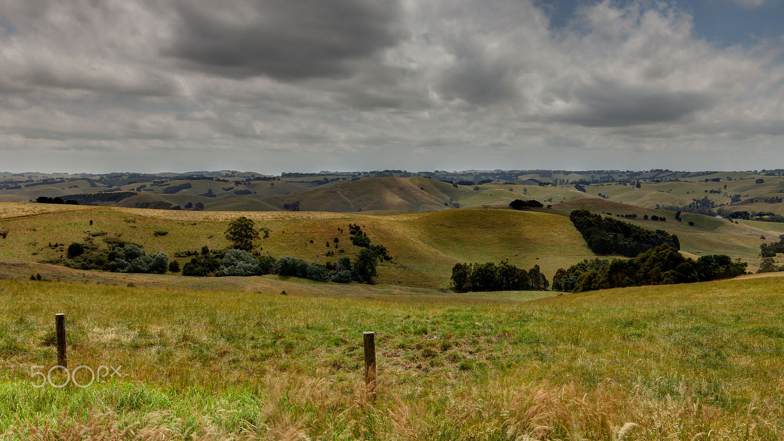 Canon EOS 80D + Sigma 10-20mm F4-5.6 EX DC HSM sample photo. Farmland photography