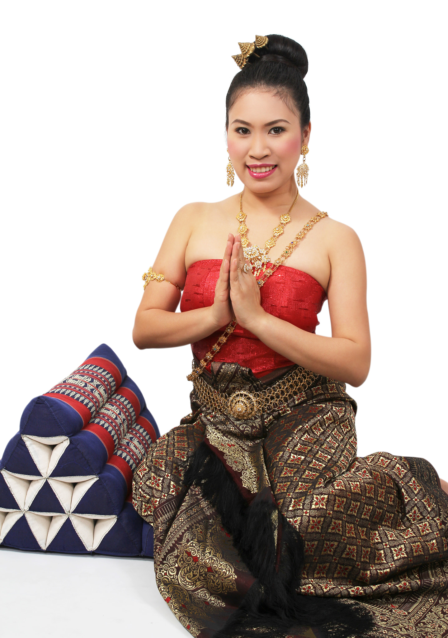 Canon EOS 60D sample photo. Woman in thai suit photography