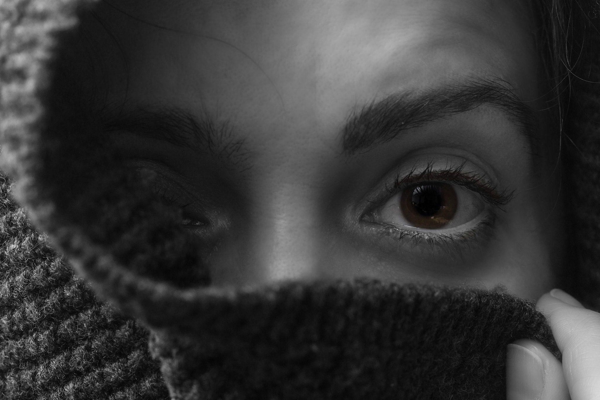 Canon EF 100mm F2.8L Macro IS USM sample photo. The mystery behind behind the women's eye photography