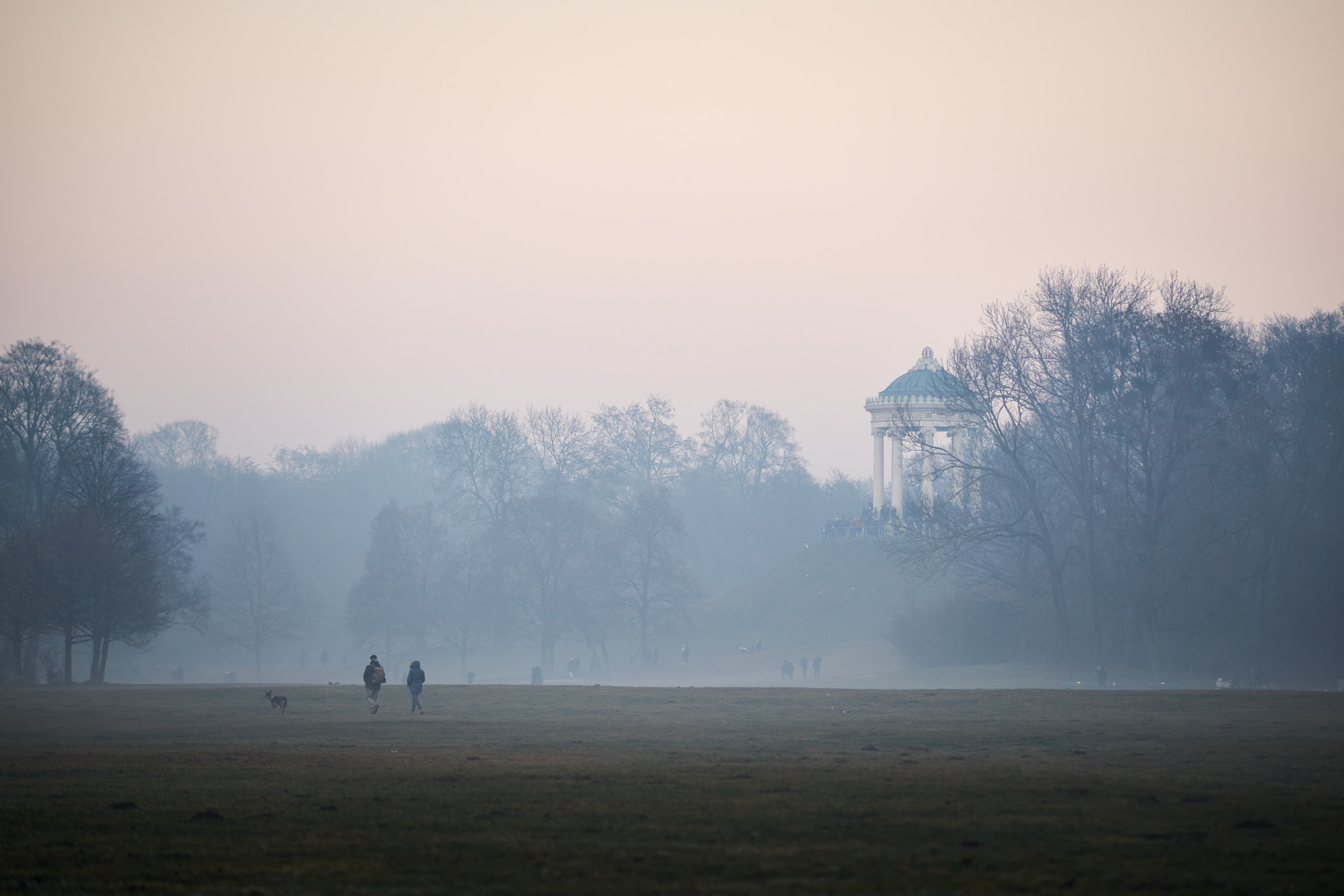 Sony Sonnar T* 135mm F1.8 ZA sample photo. Fog of the munhen photography