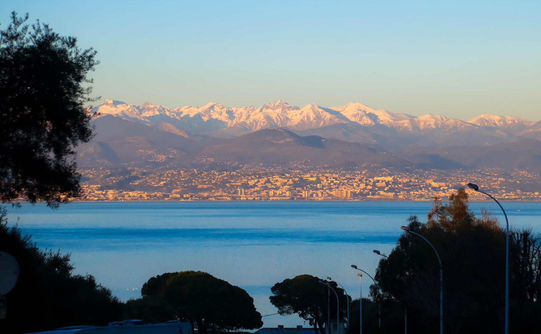 Canon EF-S 17-85mm F4-5.6 IS USM sample photo. Sea and mountain photography