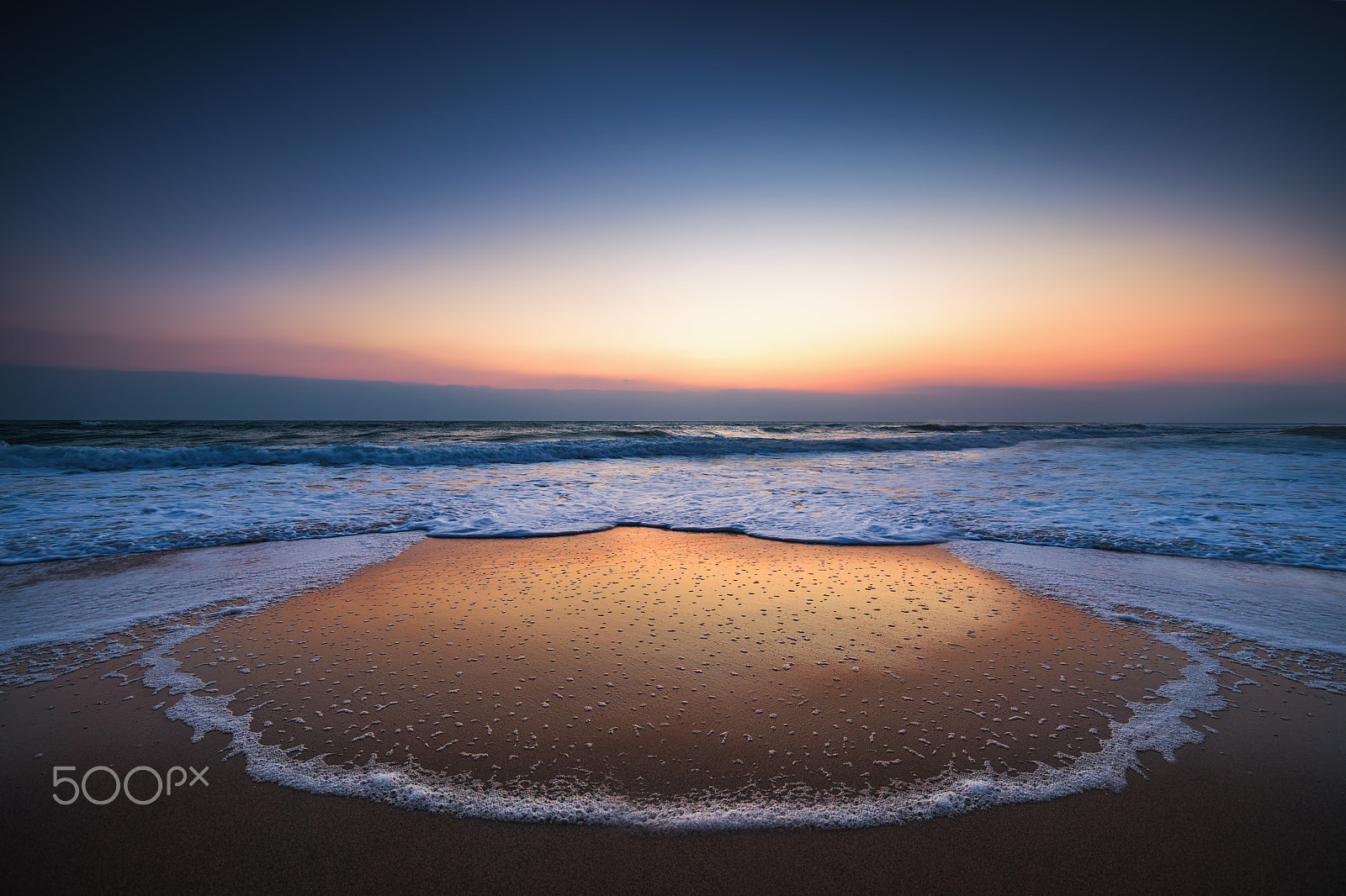 Canon EF 11-24mm F4L USM sample photo. Sunrise over the sea photography