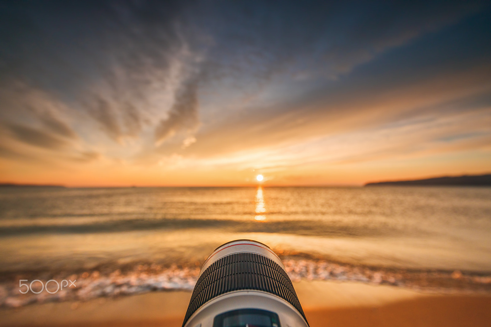 Canon EF 11-24mm F4L USM sample photo. Sunrise on the beach photography