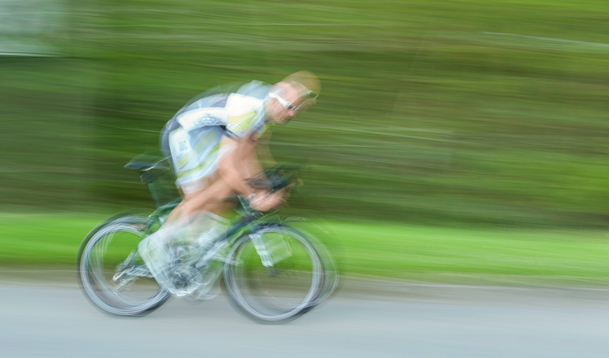 Nikon D3 sample photo. Ciclista photography