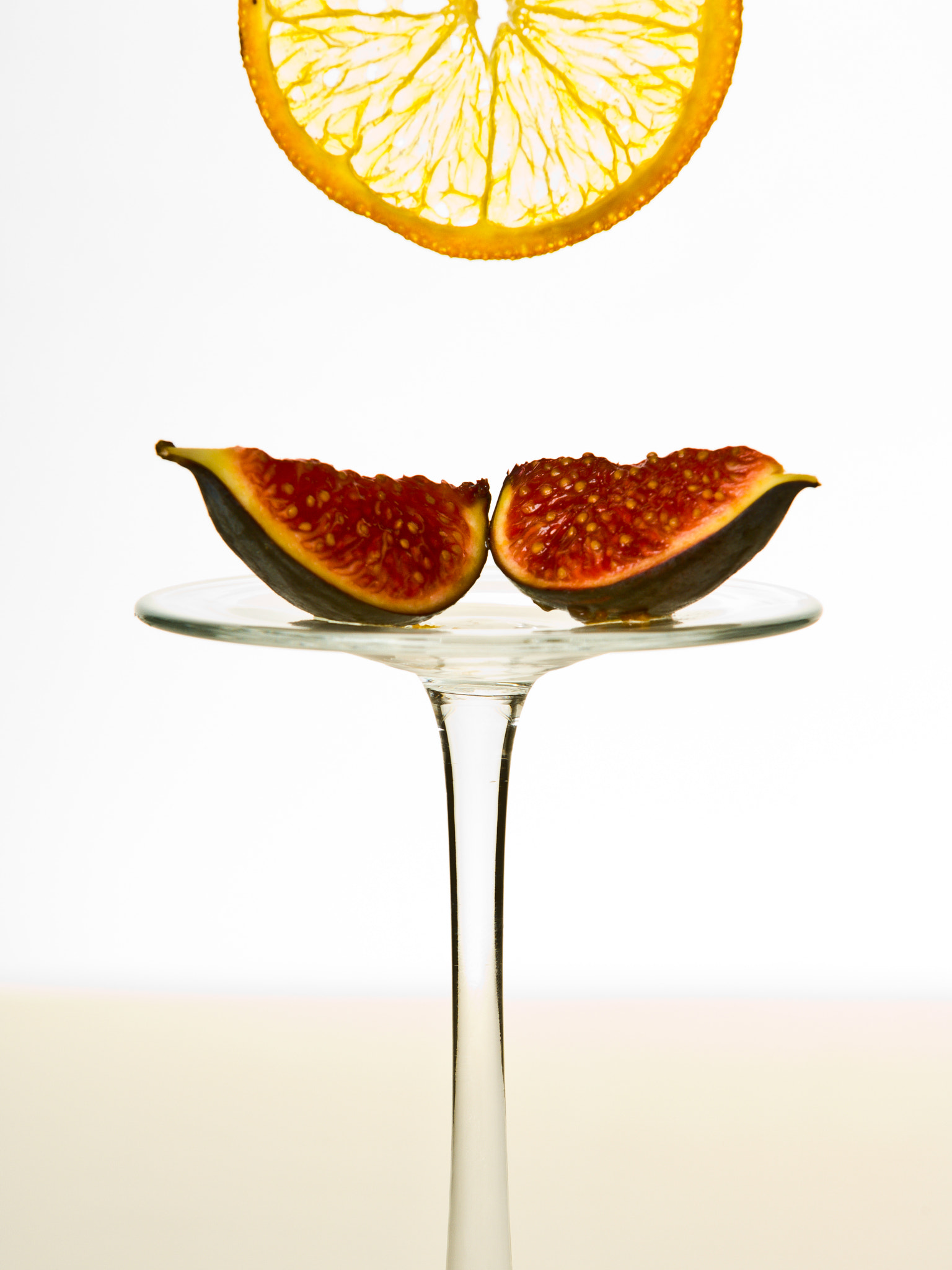 Nikon D2X sample photo. Two figs on a reversed glass photography
