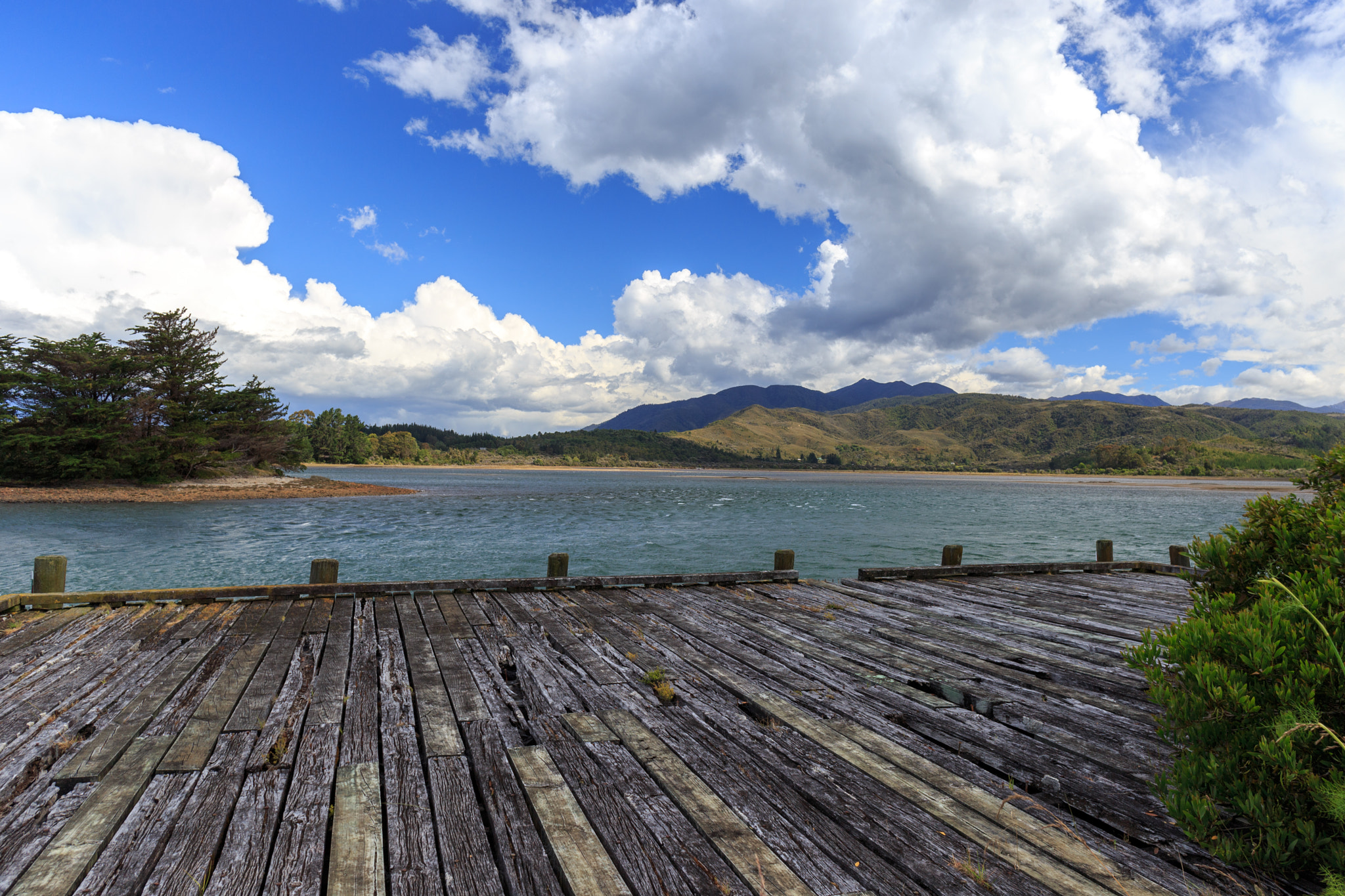 Canon EF 24mm F2.8 IS USM sample photo. Milnthorpe wharf photography