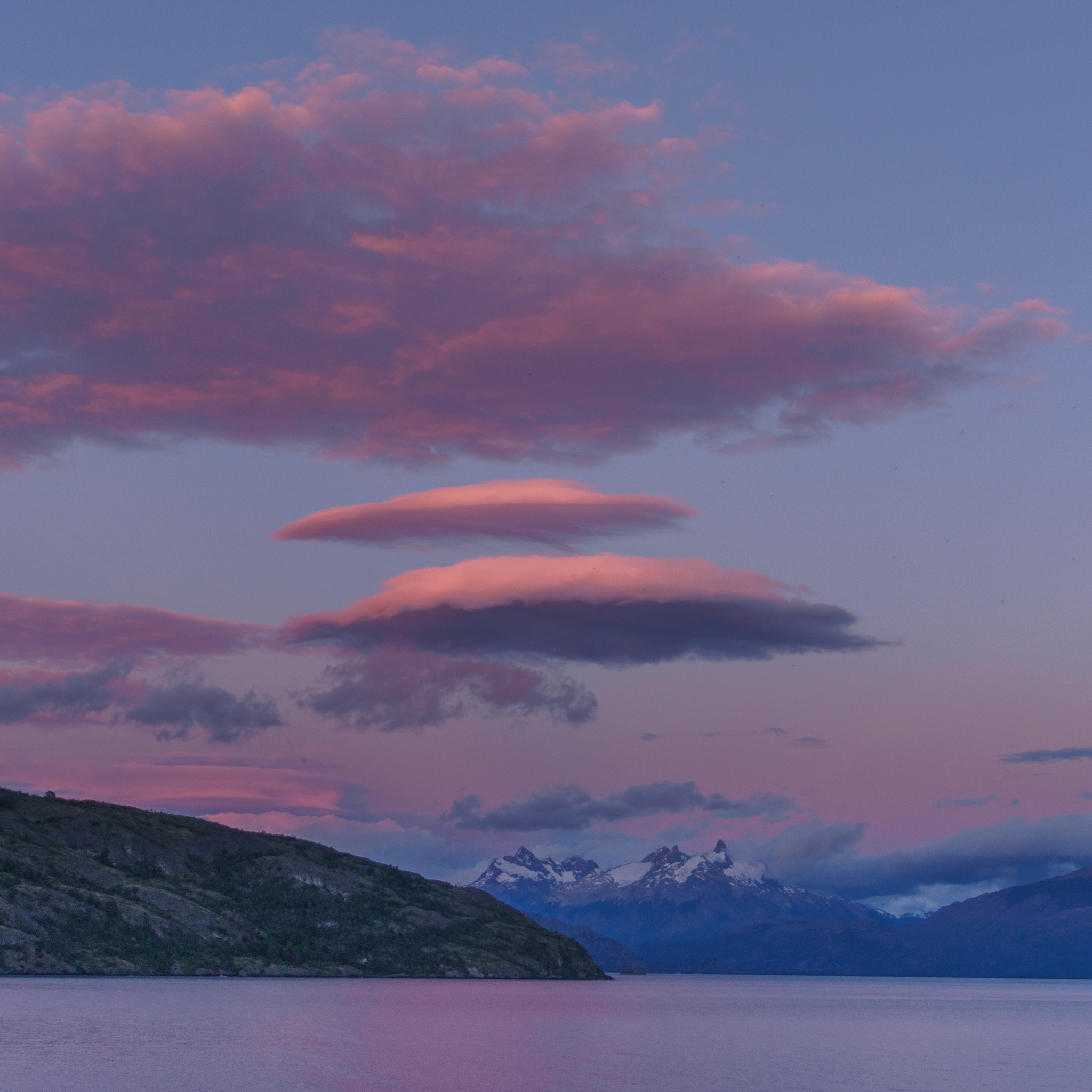 Sony a6300 + Sony FE 24-240mm F3.5-6.3 OSS sample photo. Sunrise in patagonia photography