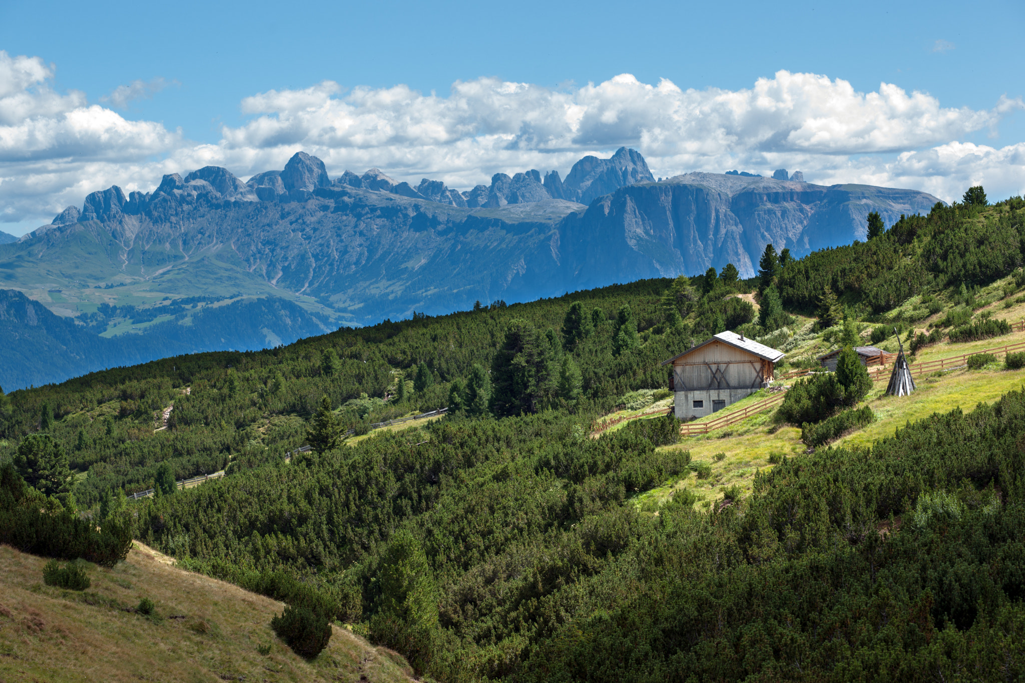 Sony Alpha DSLR-A900 + Minolta/Sony AF 70-200mm F2.8 G sample photo. The western border of the dolomites photography