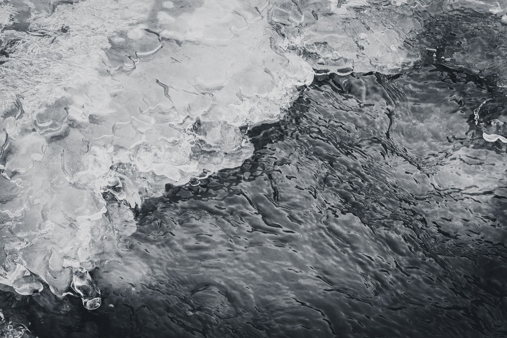 Nikon D5300 + Sigma 18-35mm F1.8 DC HSM Art sample photo. Half frozen stream photography