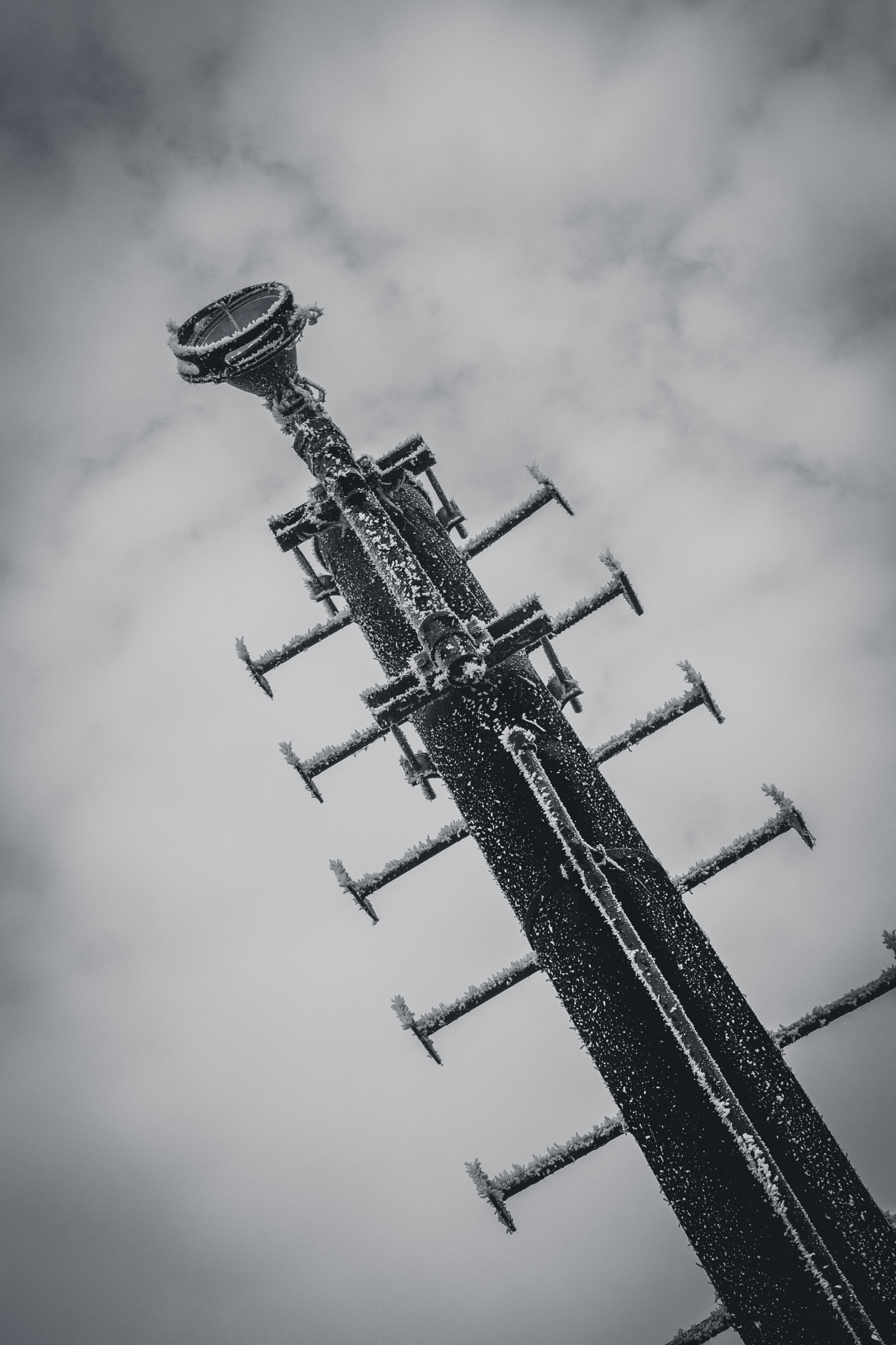 Nikon D5300 + Sigma 18-35mm F1.8 DC HSM Art sample photo. Left to decay photography
