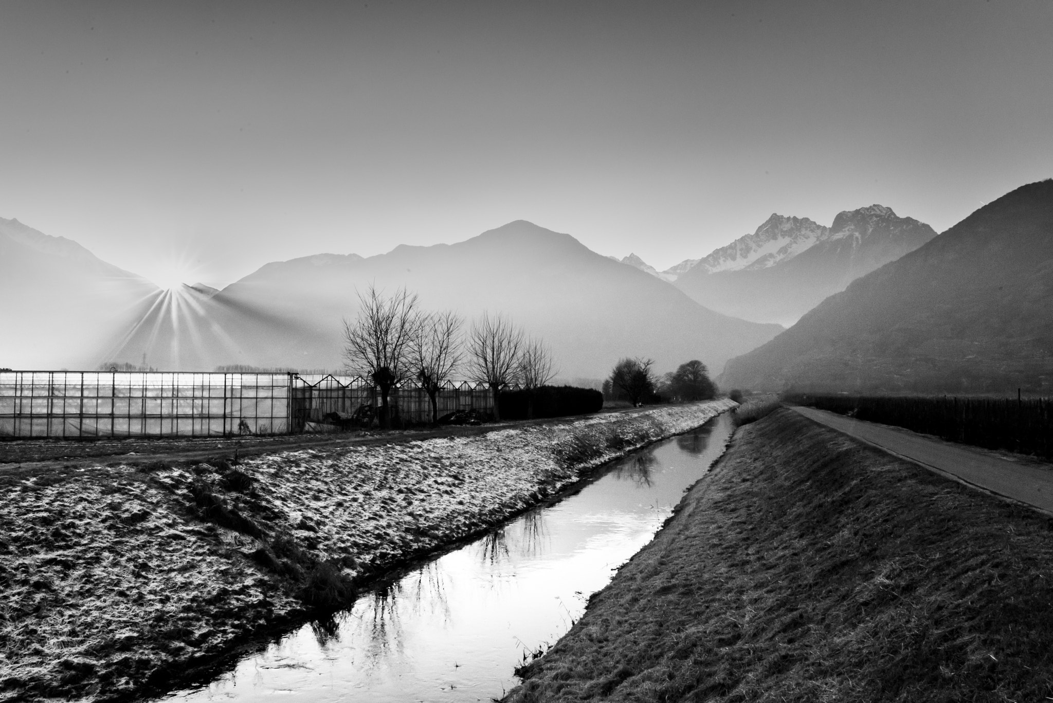 Nikon D800 + Sigma 24-105mm F4 DG OS HSM Art sample photo. Chemin de la letta photography