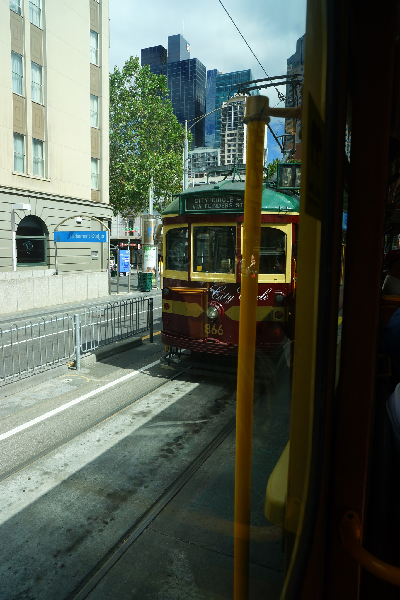 Sony a99 II sample photo. Historic tram photography