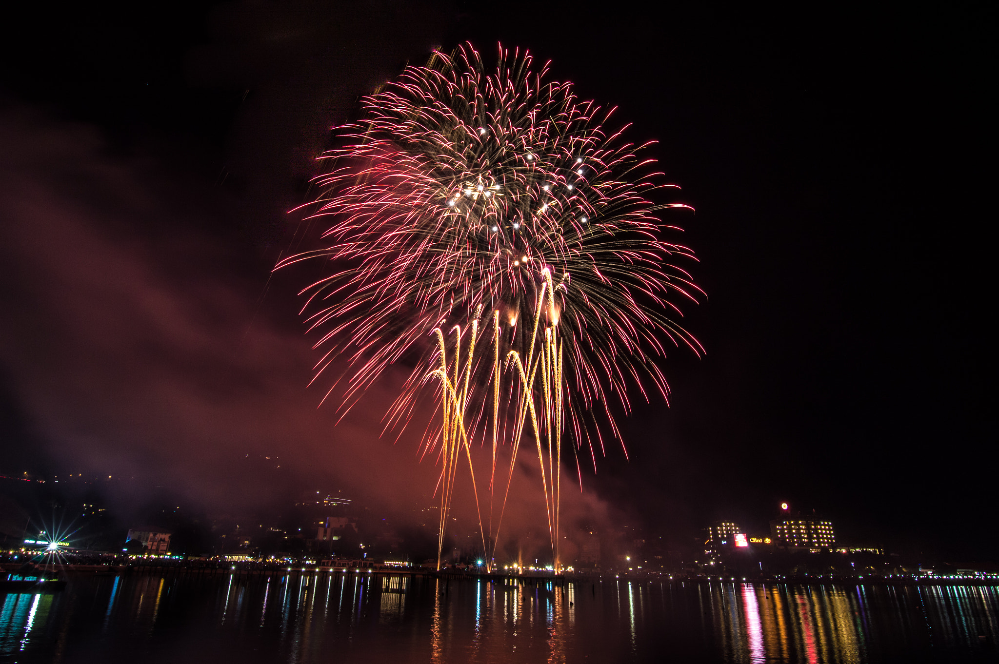 Nikon D3200 sample photo. Fireworks at sea photography