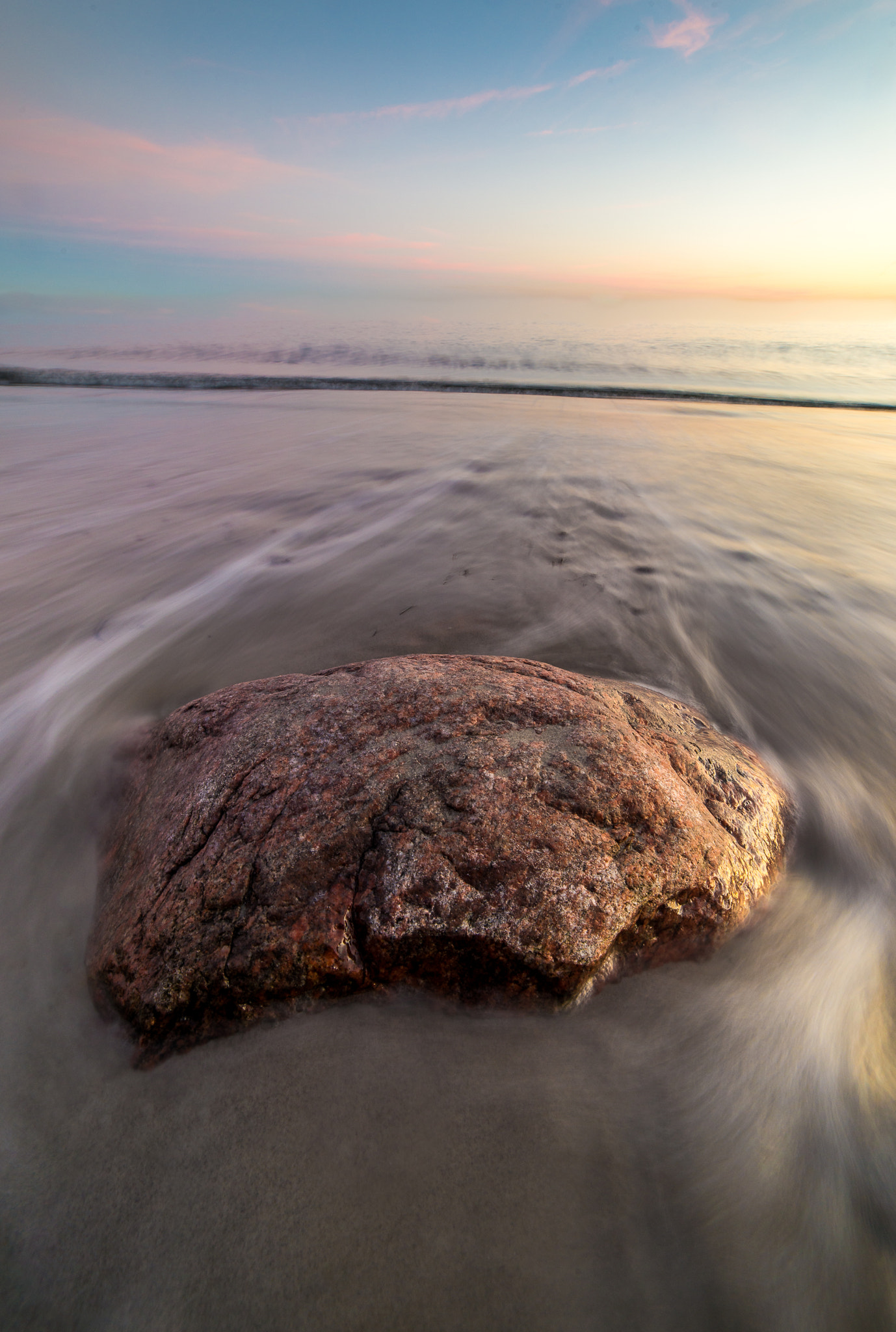 Samyang 14mm F2.8 ED AS IF UMC sample photo. Glowing stream photography