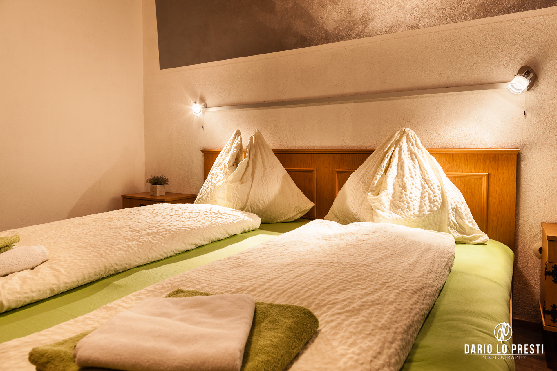 Canon EF 24mm F1.4L II USM sample photo. Cozy bedroom photography