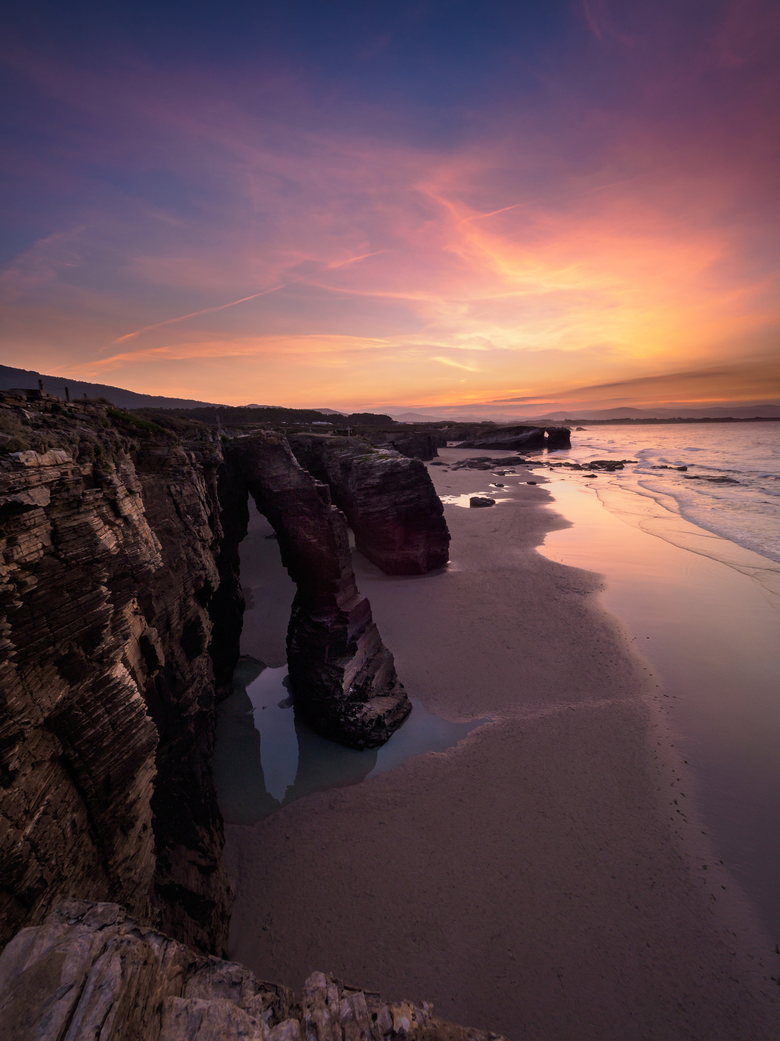 Olympus M.Zuiko Digital ED 7-14mm F2.8 PRO sample photo. Beach of cathedral photography