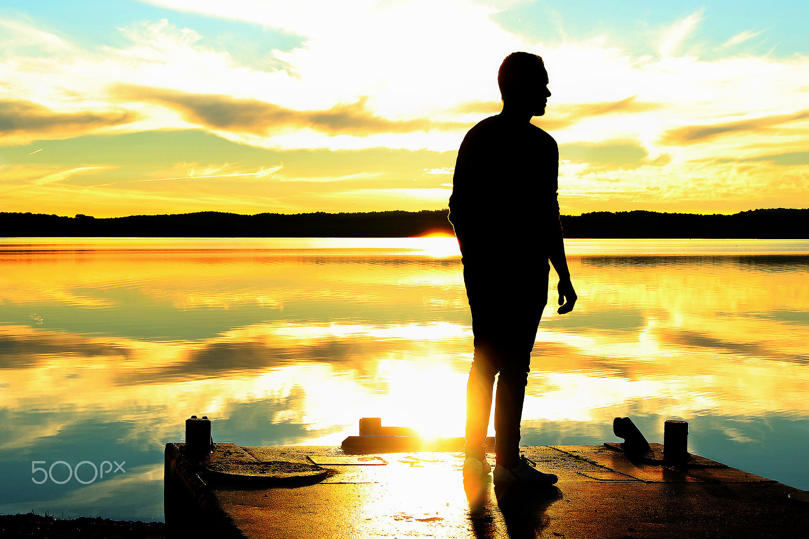 Canon EF 24-105mm F3.5-5.6 IS STM sample photo. Me near a lake when the sun fall asleep photography