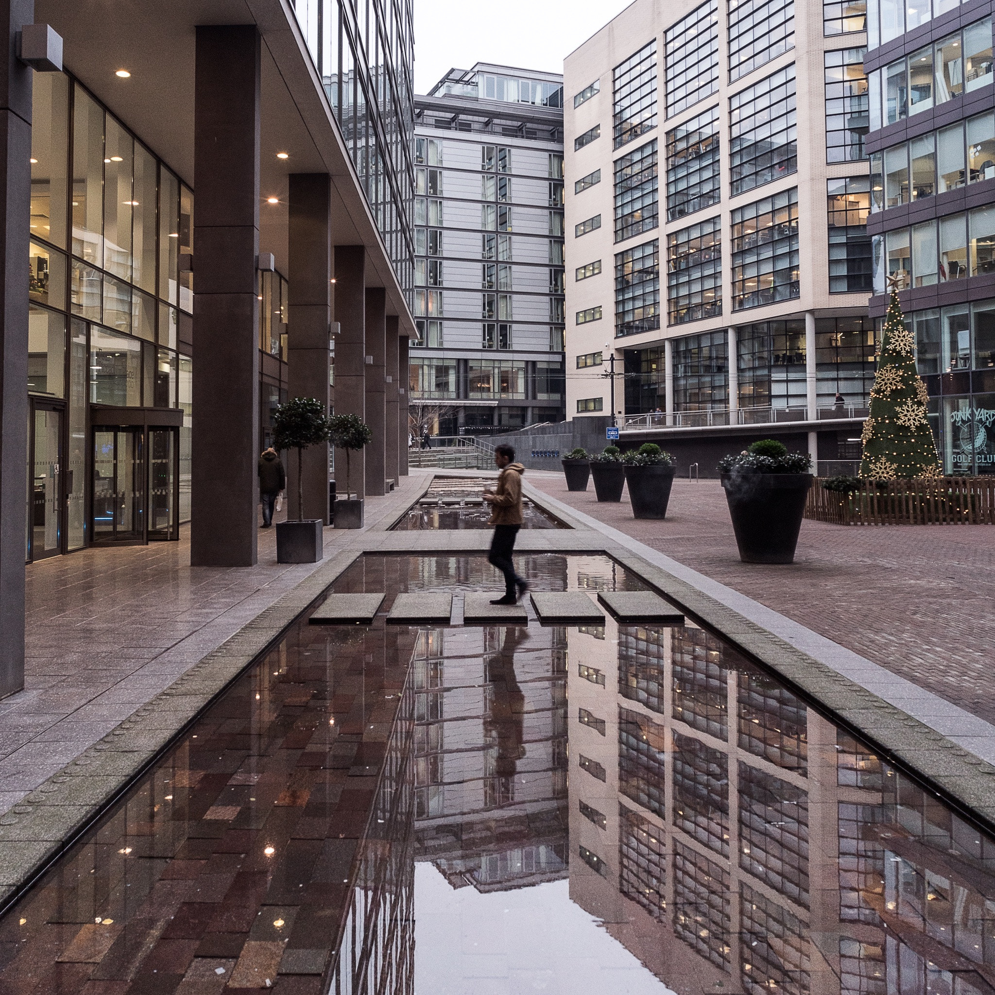Canon EF 40mm F2.8 STM sample photo