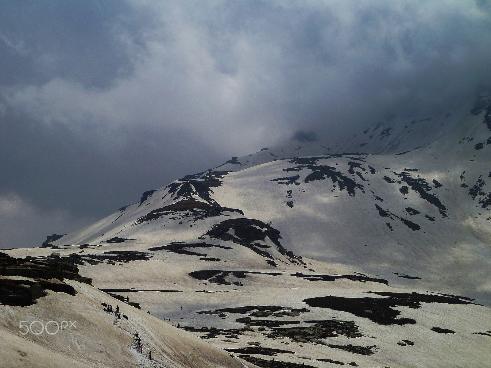 Panasonic DMC-FH20 sample photo. Landscape of rhotang pass photography