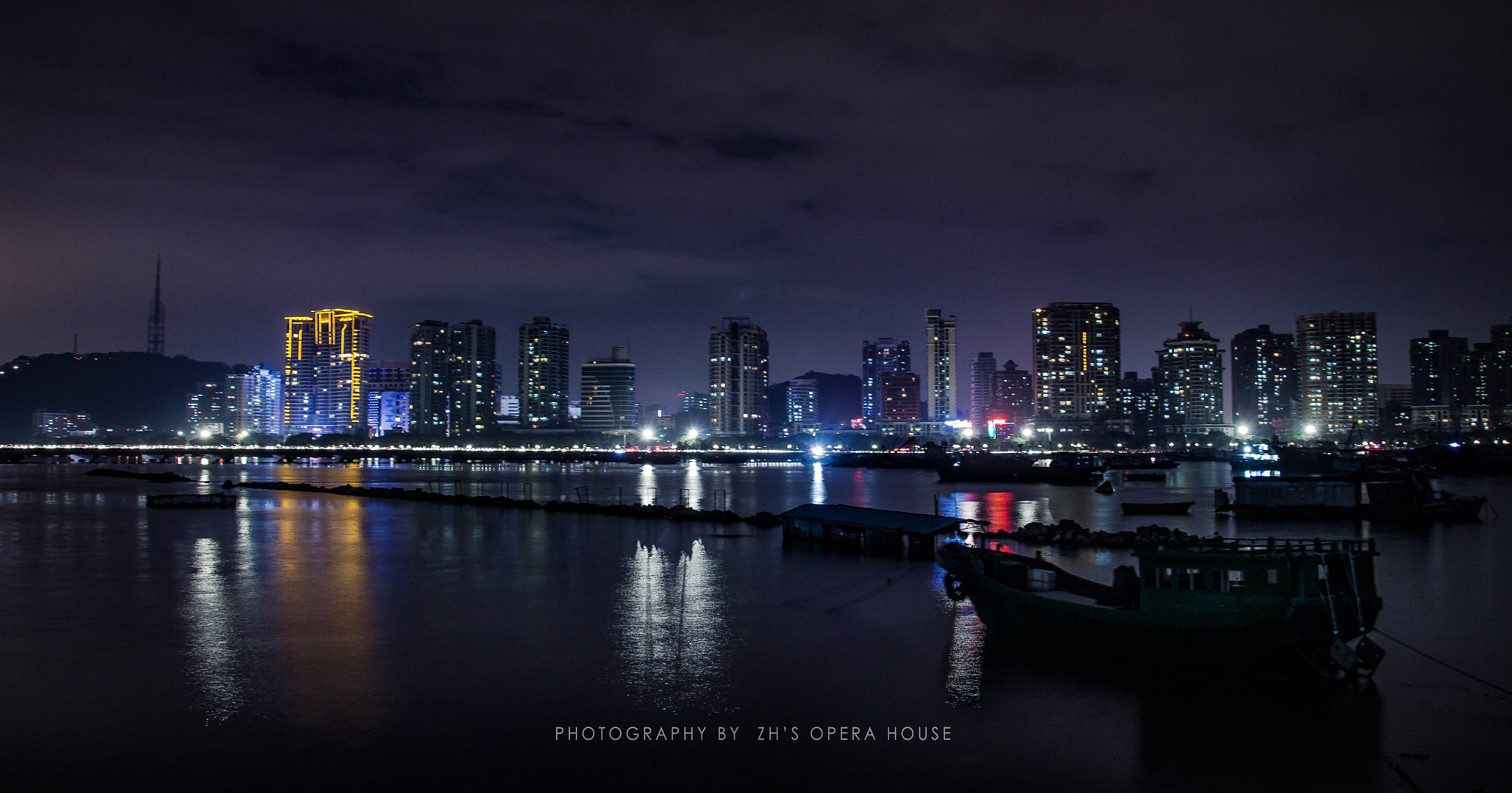 Canon EOS 650D (EOS Rebel T4i / EOS Kiss X6i) + Canon TS-E 90mm F2.8 Tilt-Shift sample photo. Zhuhai photography
