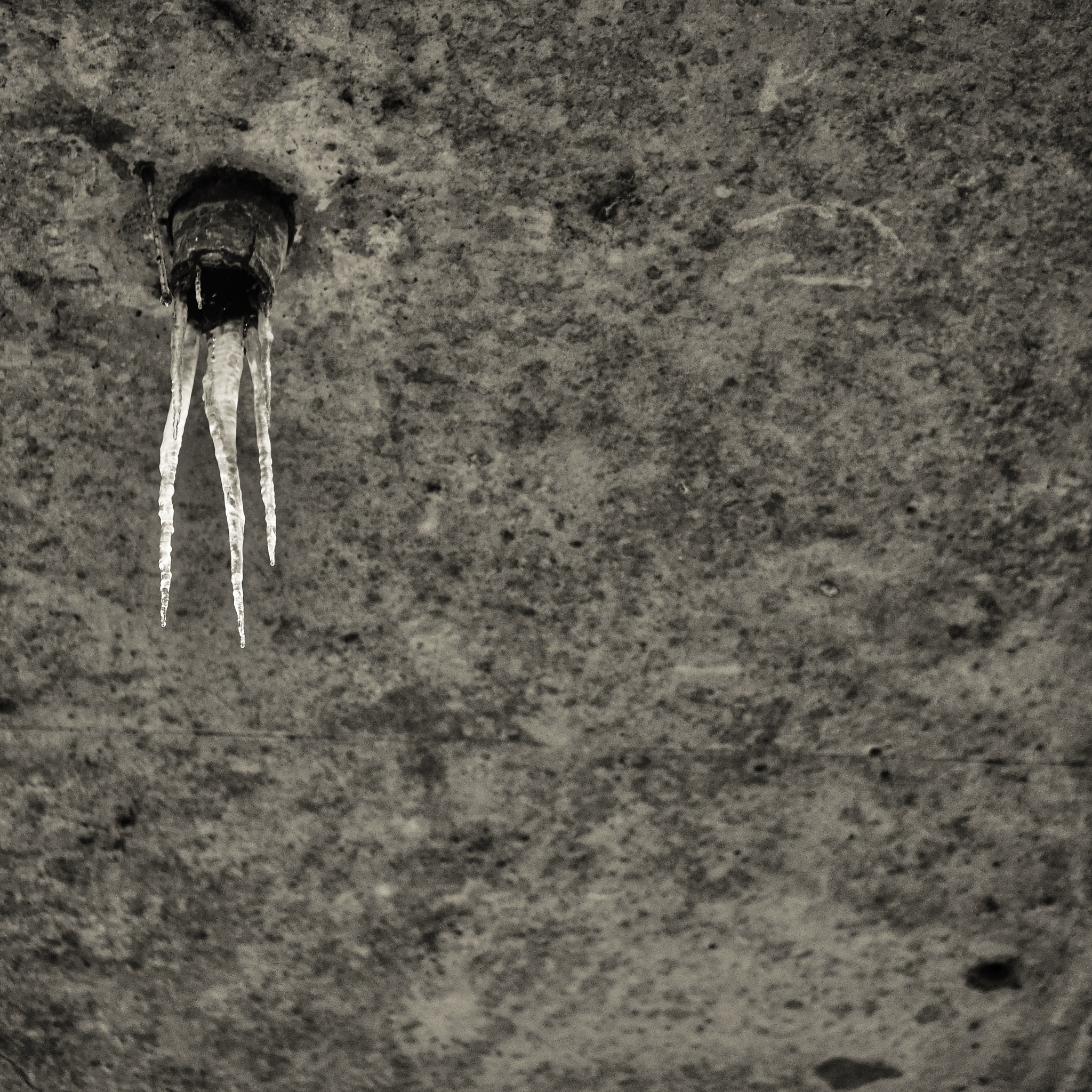 Panasonic Lumix G 42.5mm F1.7 ASPH Power OIS sample photo. Water under the bridge - day#002 photography