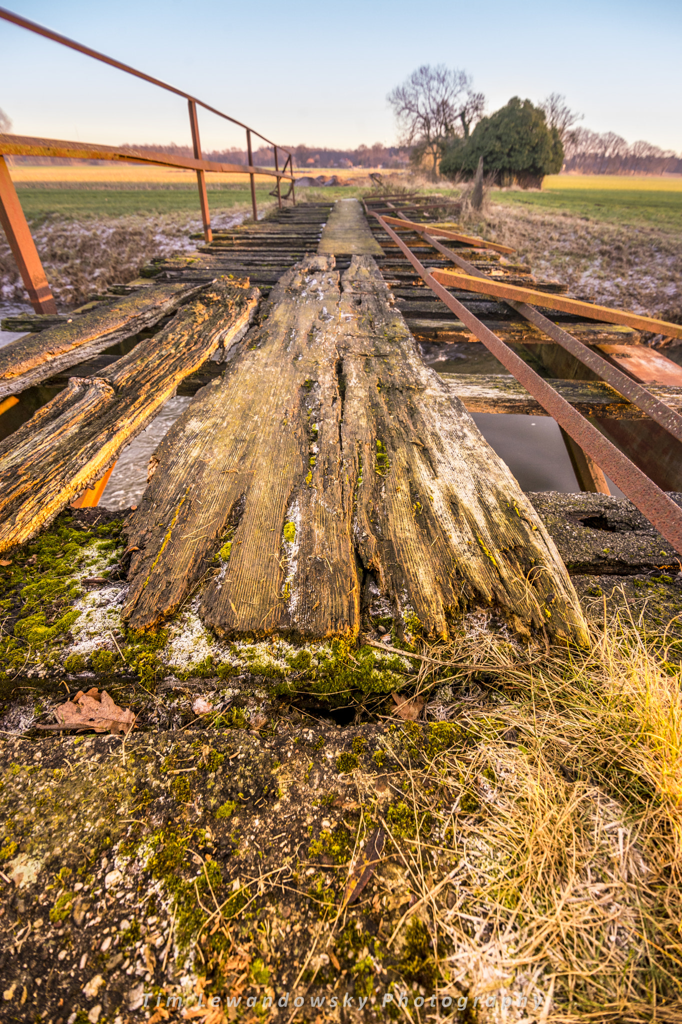 Sony a7 II + 20mm F2.8 sample photo. Broken bridge...  photography