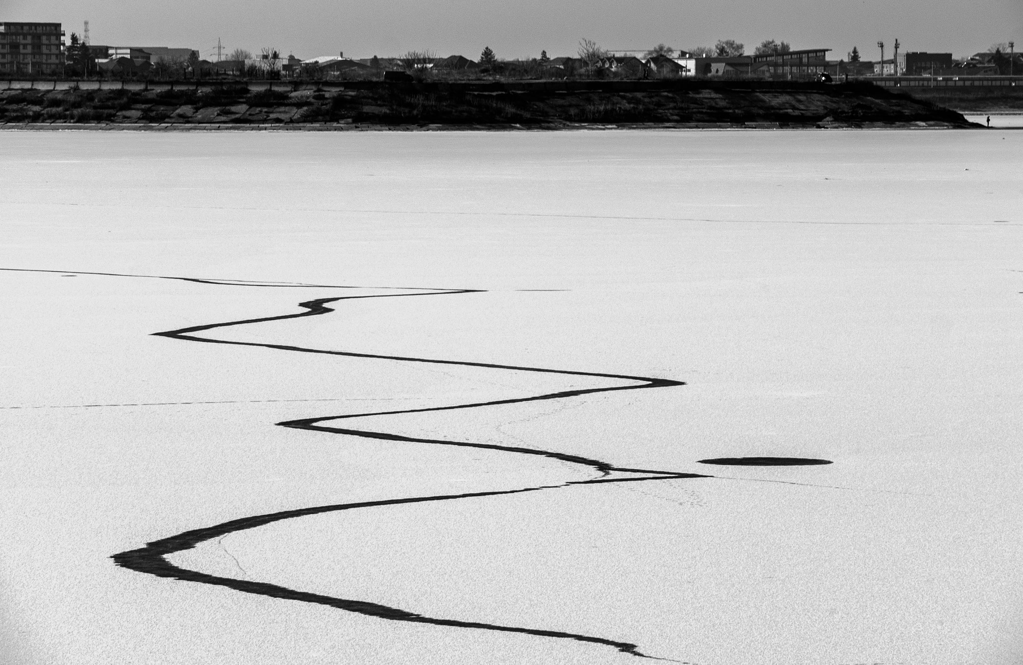 Panasonic Lumix DMC-G7 sample photo. Flowing through the snow photography