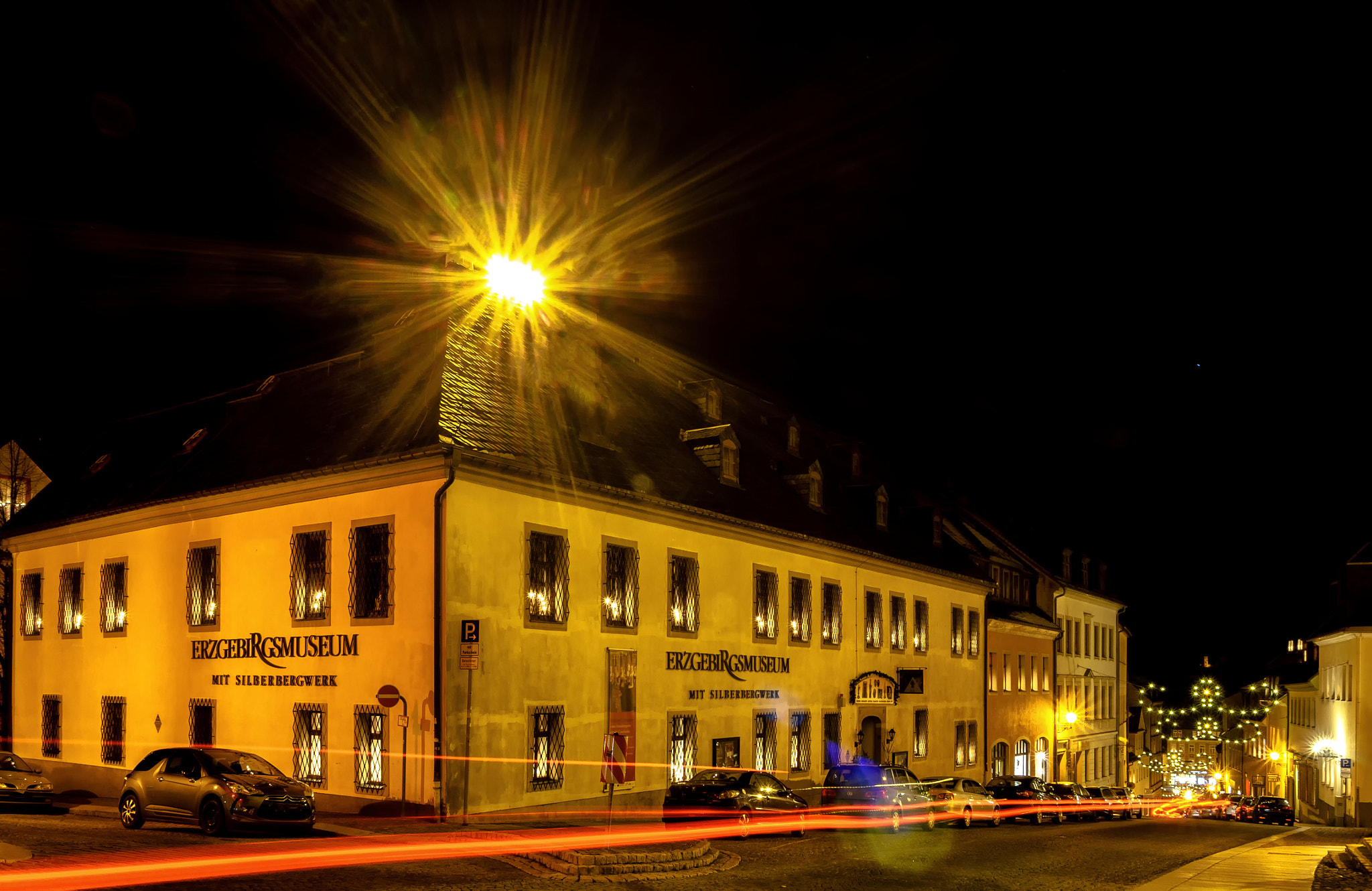 Nikon D7000 + Sigma 17-70mm F2.8-4 DC Macro OS HSM sample photo. 2016-12-30_de_sa_annaberg_erzgebirgsmuseum_nacht_i photography