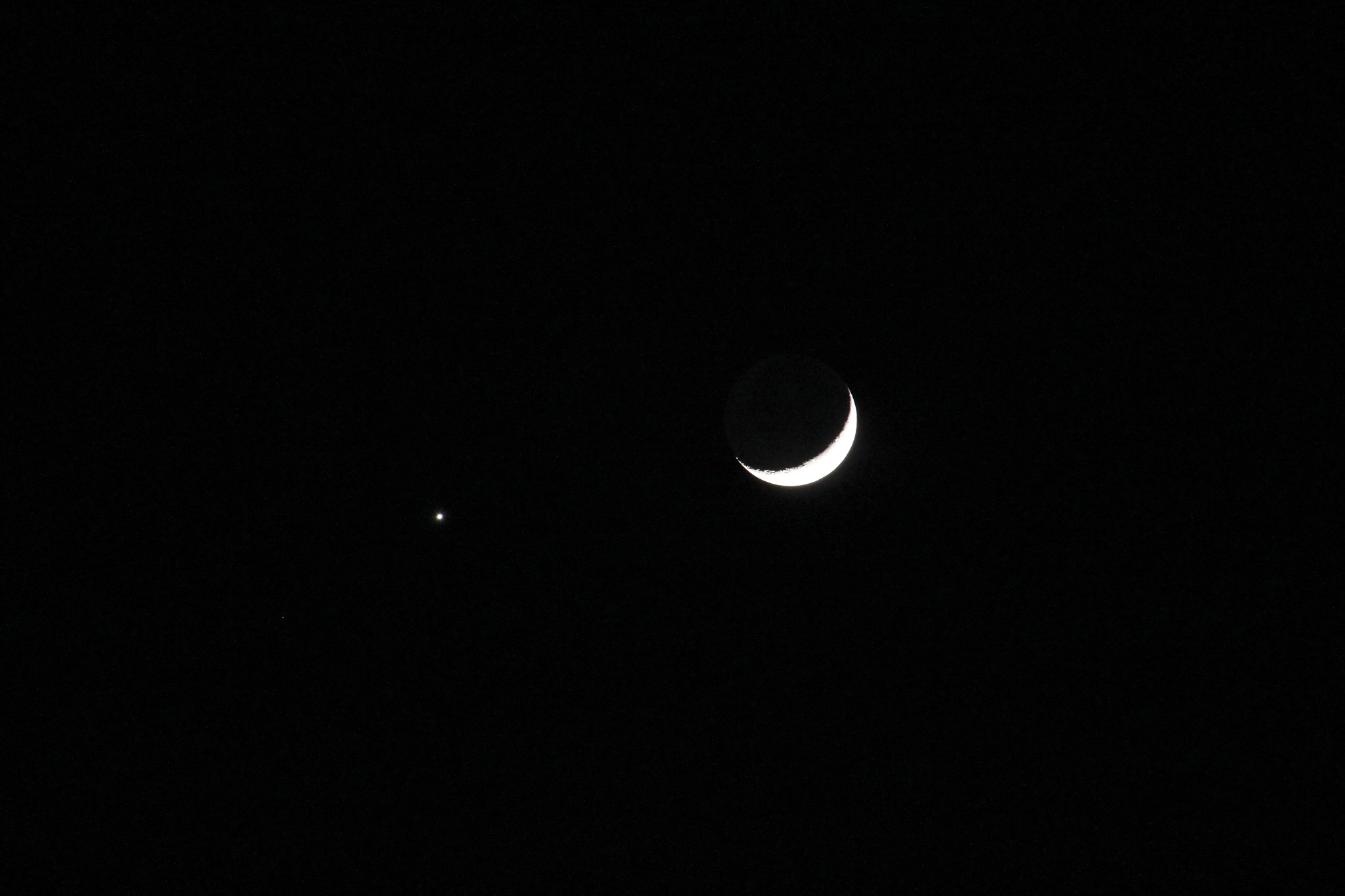 Canon EOS 700D (EOS Rebel T5i / EOS Kiss X7i) sample photo. Moon and venus photography