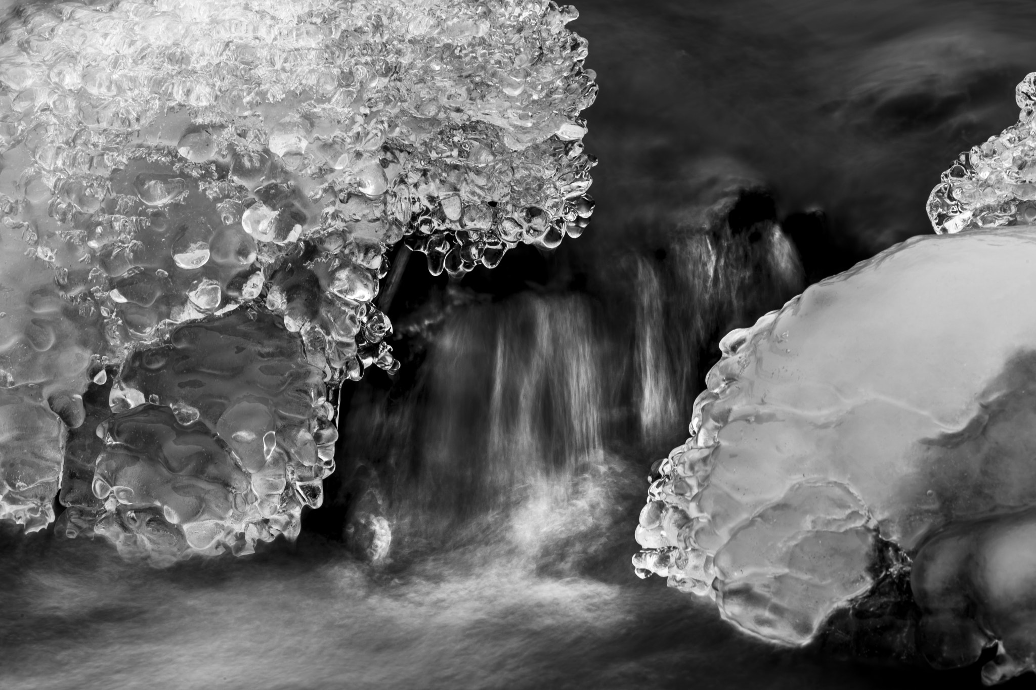 Canon EF 70-200mm F2.8L USM sample photo. Ice waterfal photography