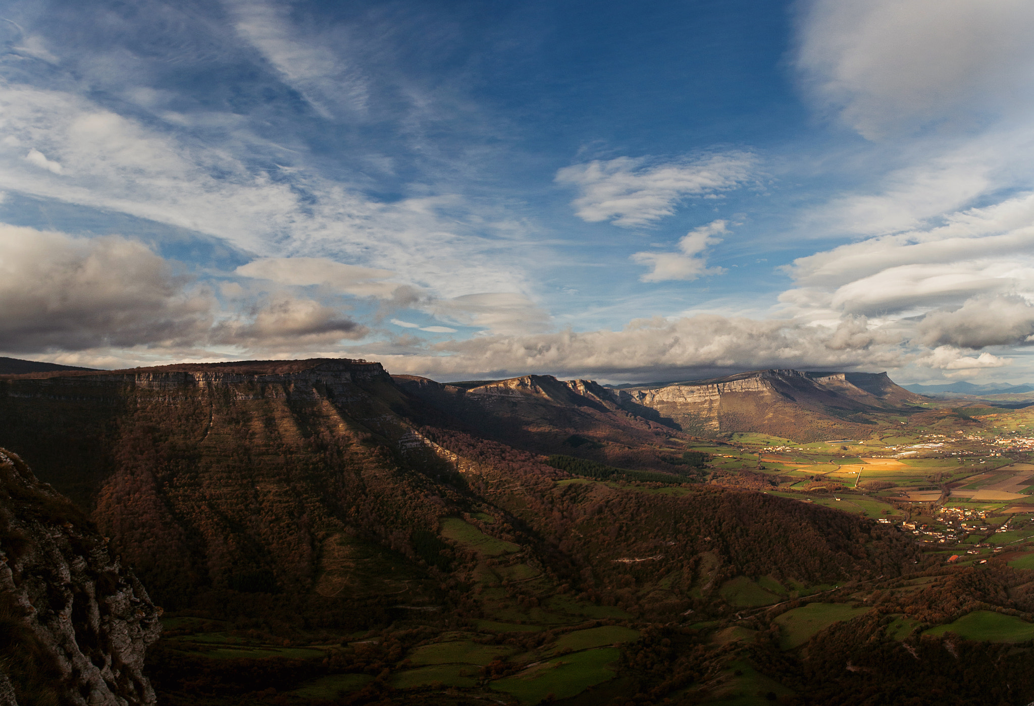 Canon EOS 5D + Sigma 24-70mm F2.8 EX DG Macro sample photo. Sierra de orduña photography