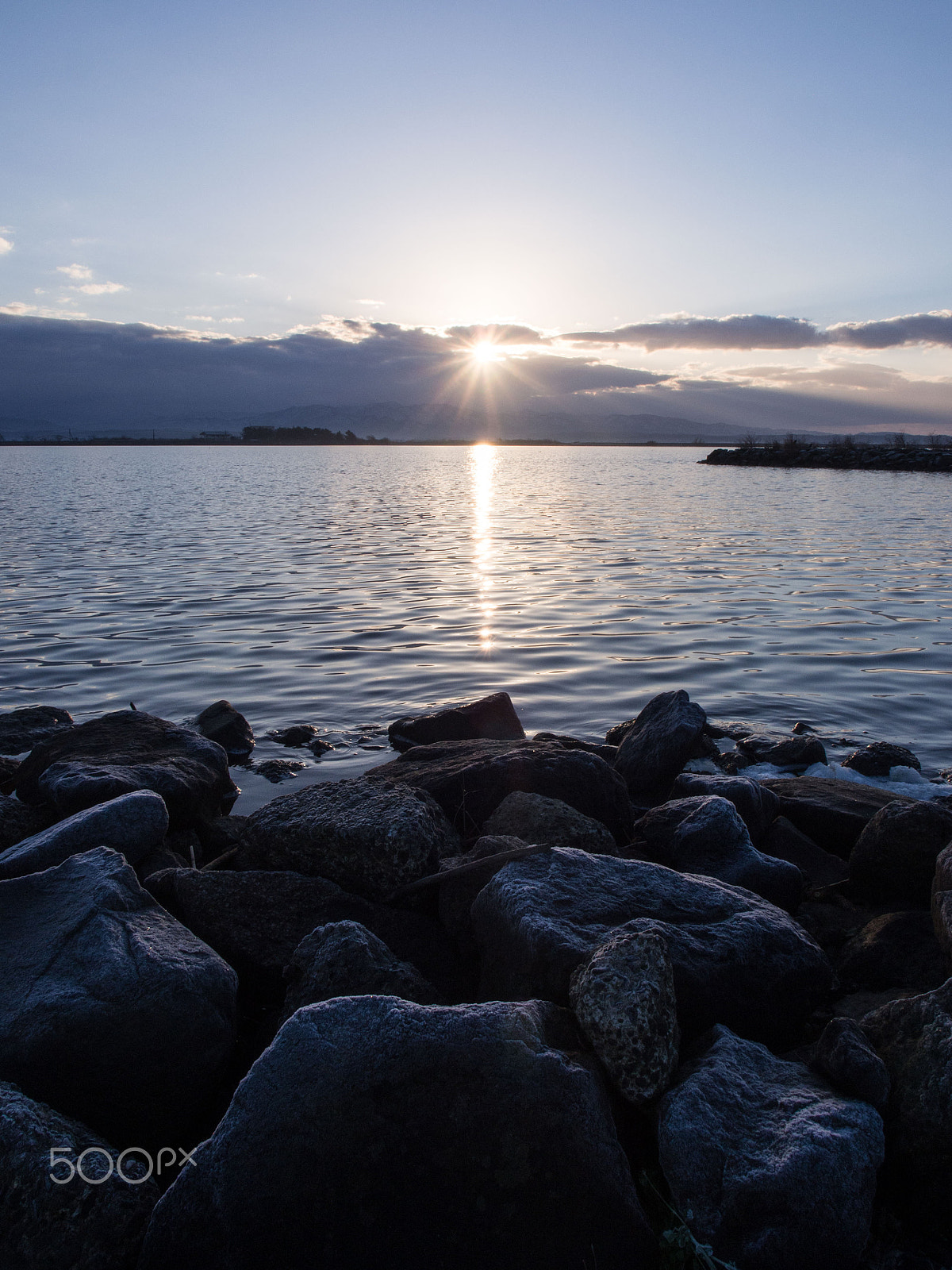 Olympus PEN E-PL5 + OLYMPUS M.12mm F2.0 sample photo. New year sunrise photography