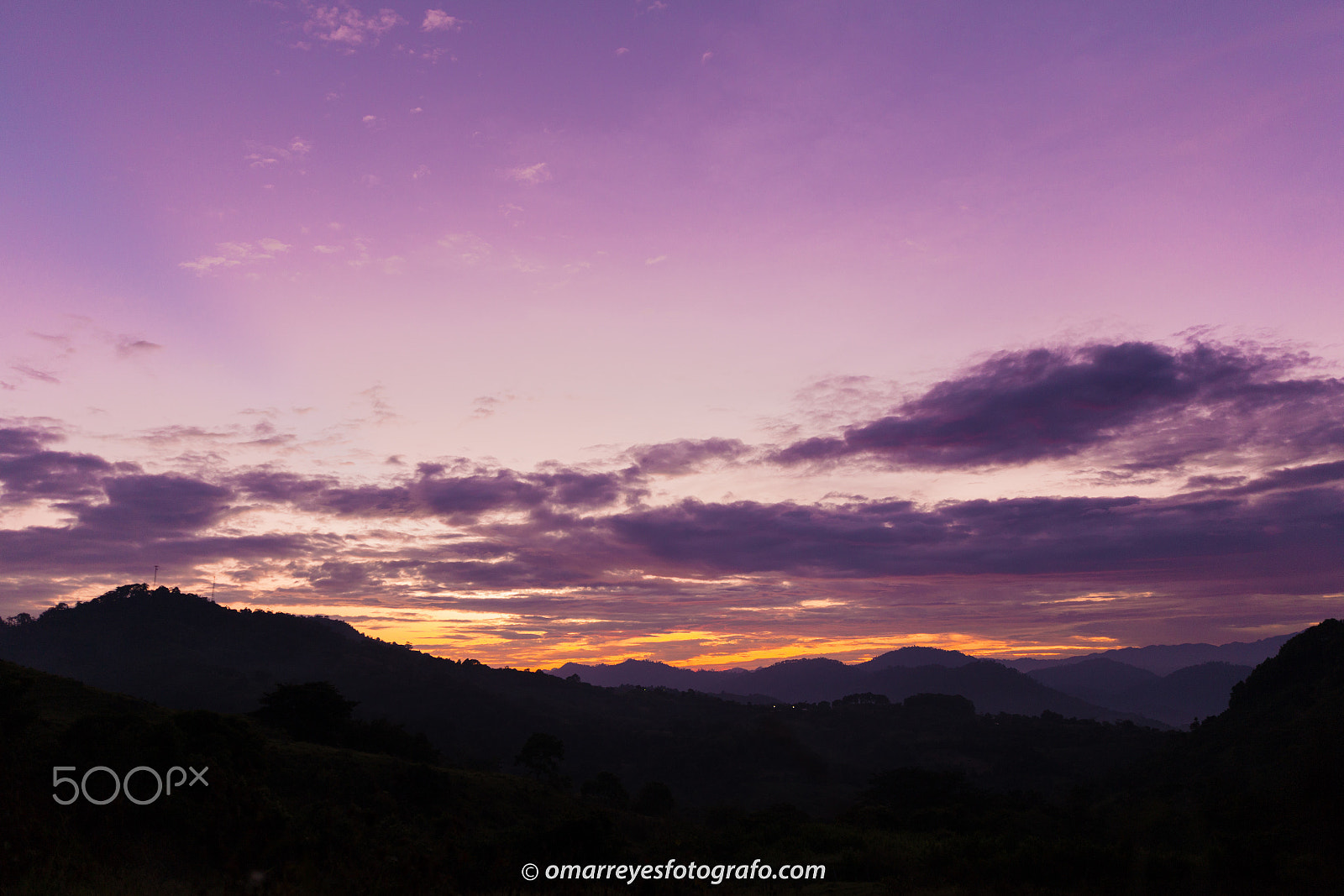 Sigma 24-35mm F2 DG HSM Art sample photo. Amancer love photography