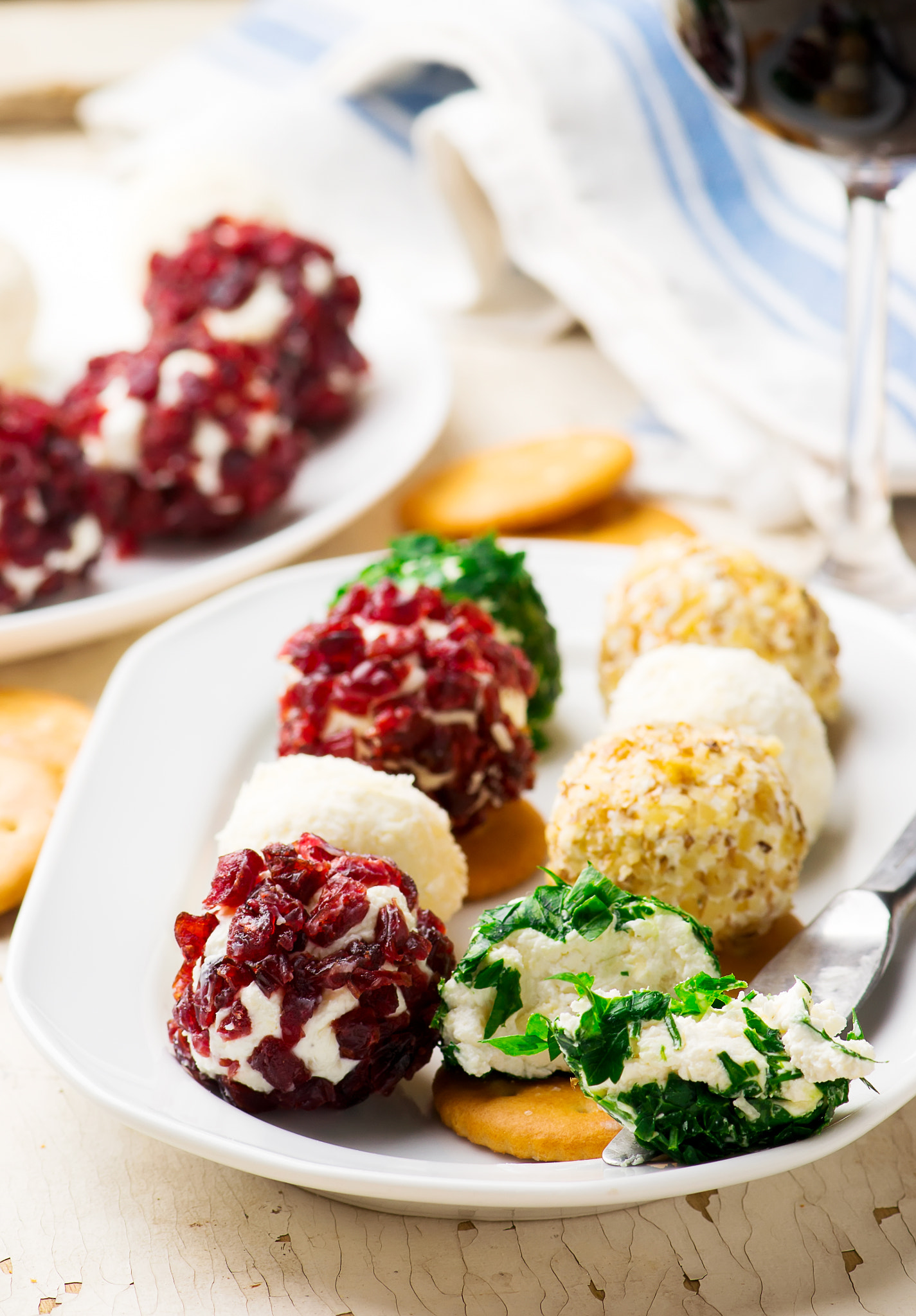 Nikon AF-S Micro-Nikkor 105mm F2.8G IF-ED VR sample photo. Cheese truffles mini cheese balls photography